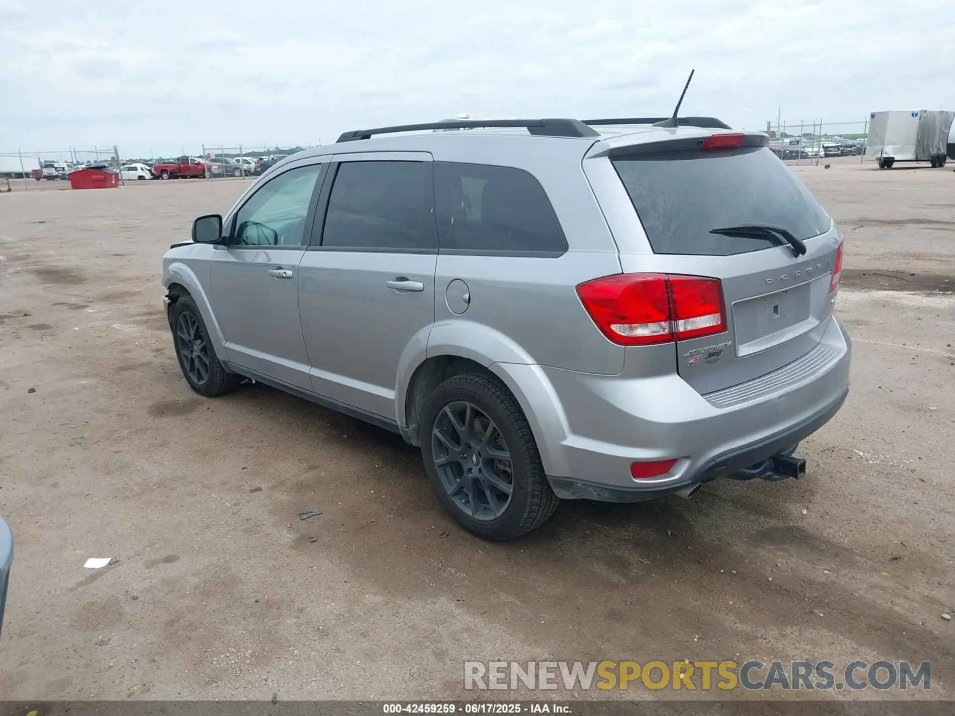 3 Photograph of a damaged car 3C4PDDEG1KT838172 DODGE JOURNEY 2019