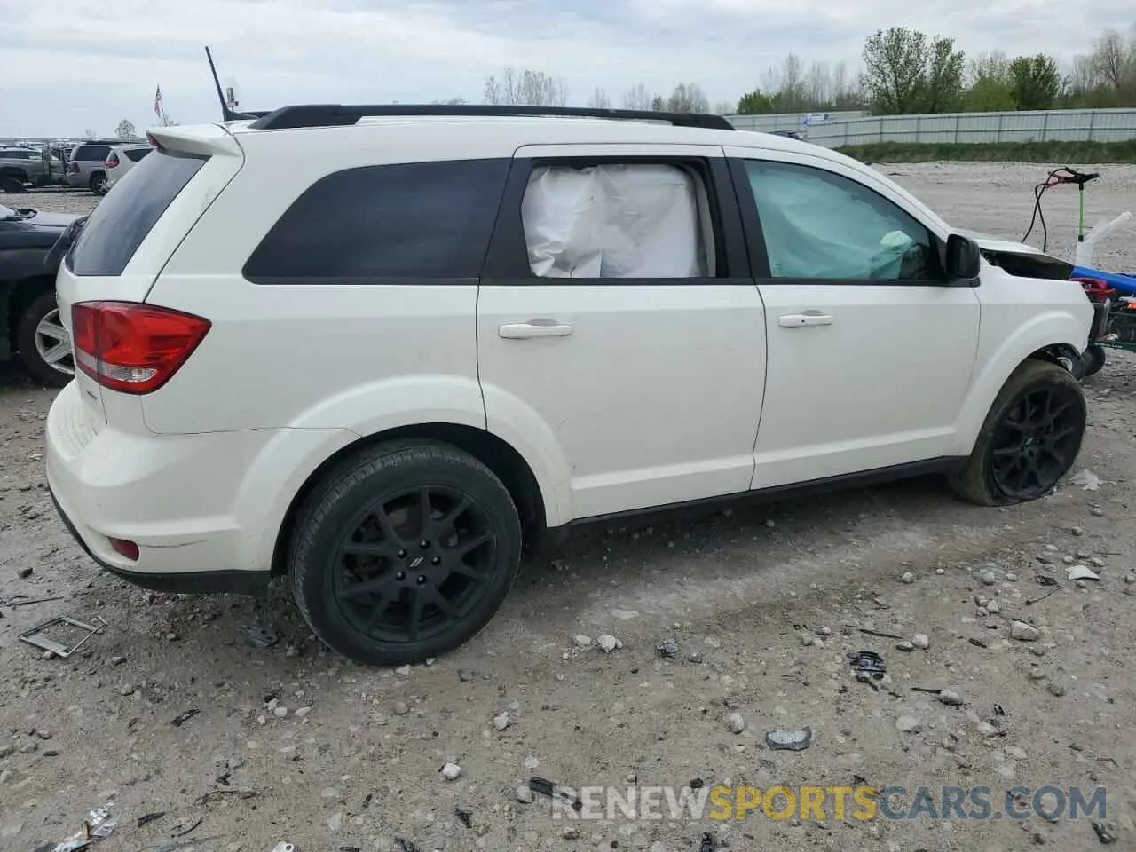 3 Photograph of a damaged car 3C4PDDEG2KT708921 DODGE JOURNEY 2019