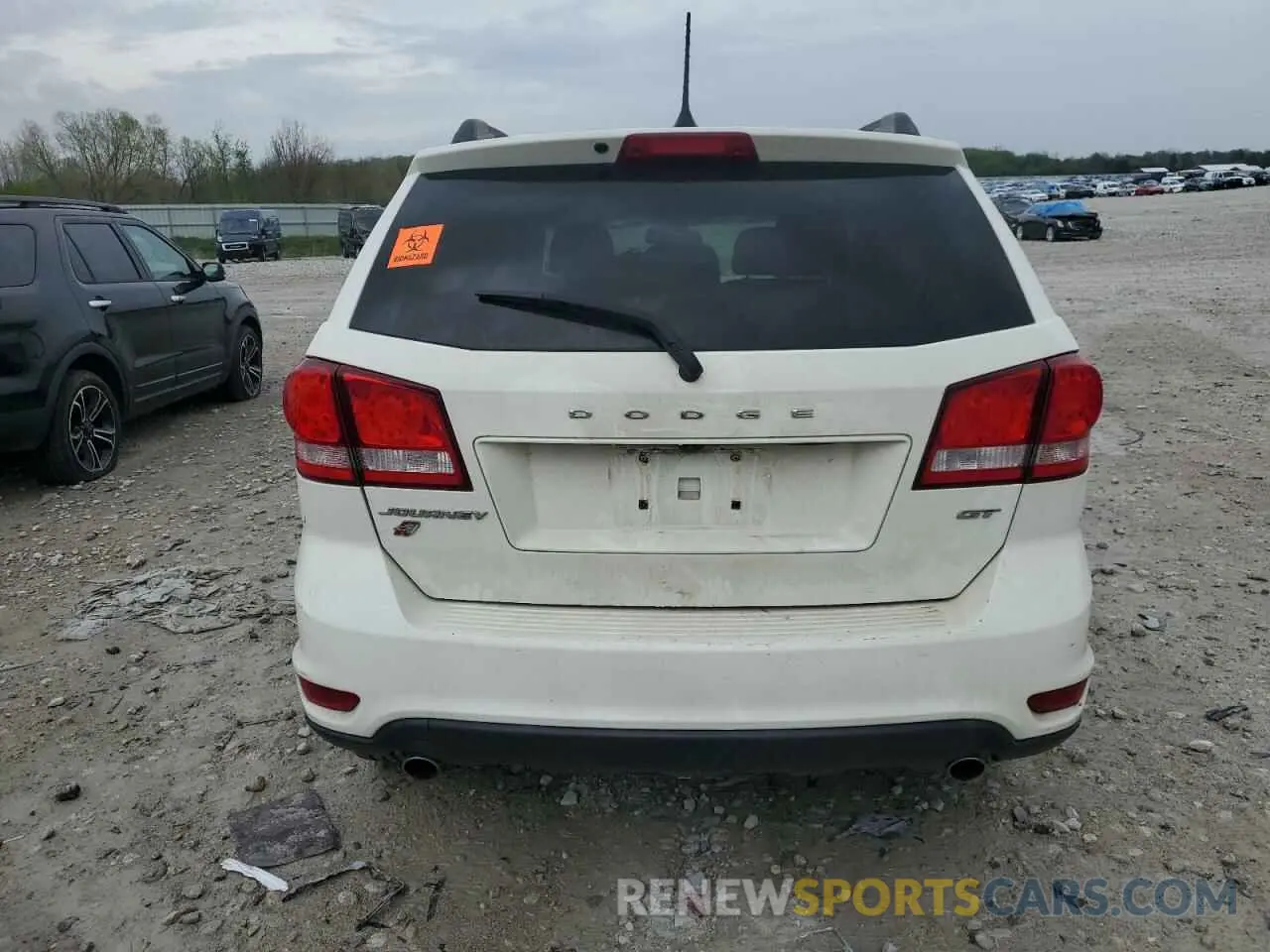 6 Photograph of a damaged car 3C4PDDEG2KT708921 DODGE JOURNEY 2019