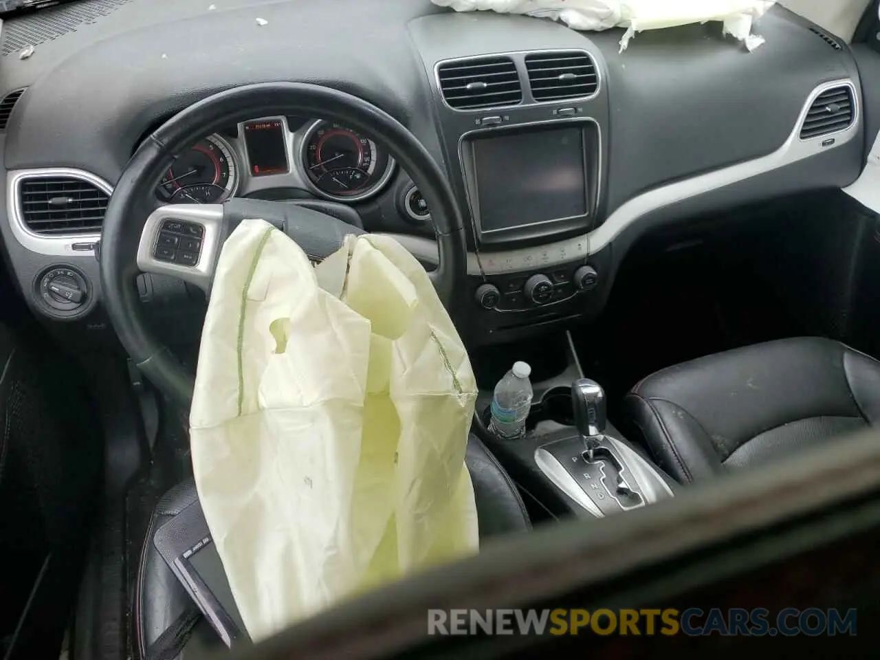8 Photograph of a damaged car 3C4PDDEG2KT708921 DODGE JOURNEY 2019