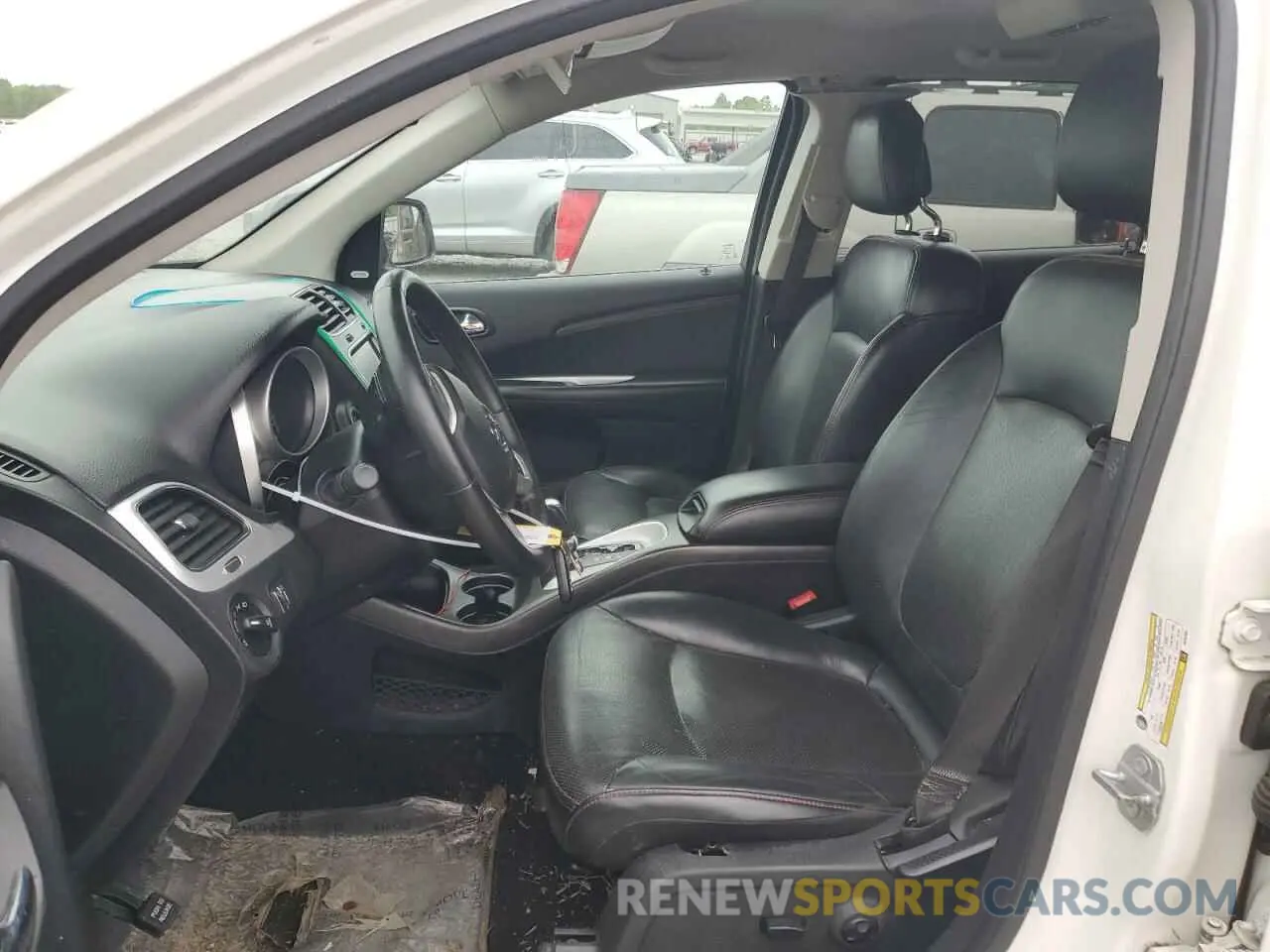 7 Photograph of a damaged car 3C4PDDEG3KT701802 DODGE JOURNEY 2019