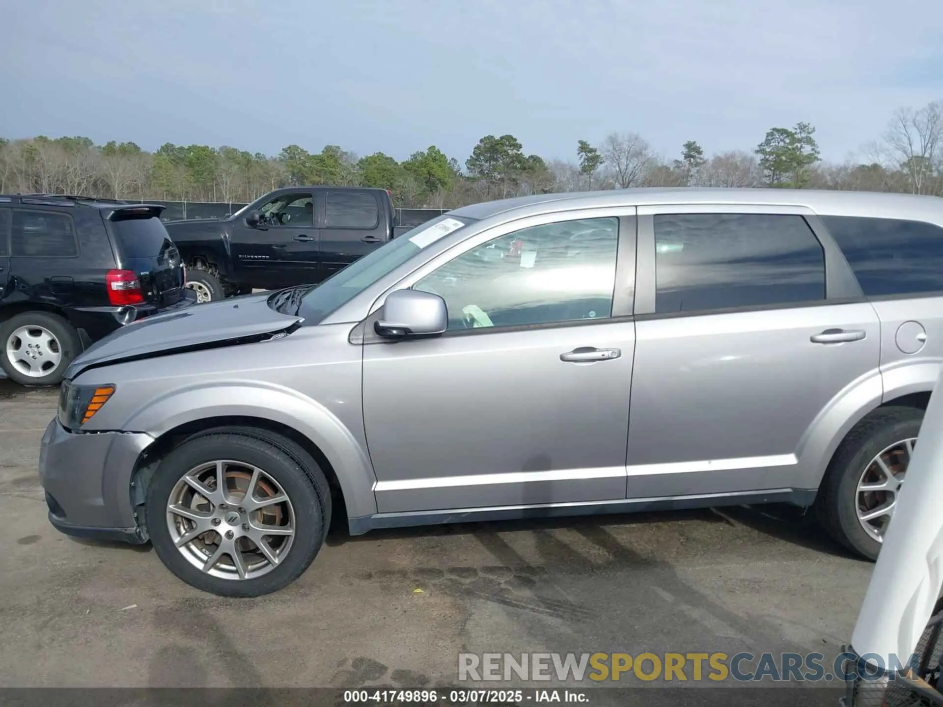 14 Photograph of a damaged car 3C4PDDEG3KT738784 DODGE JOURNEY 2019