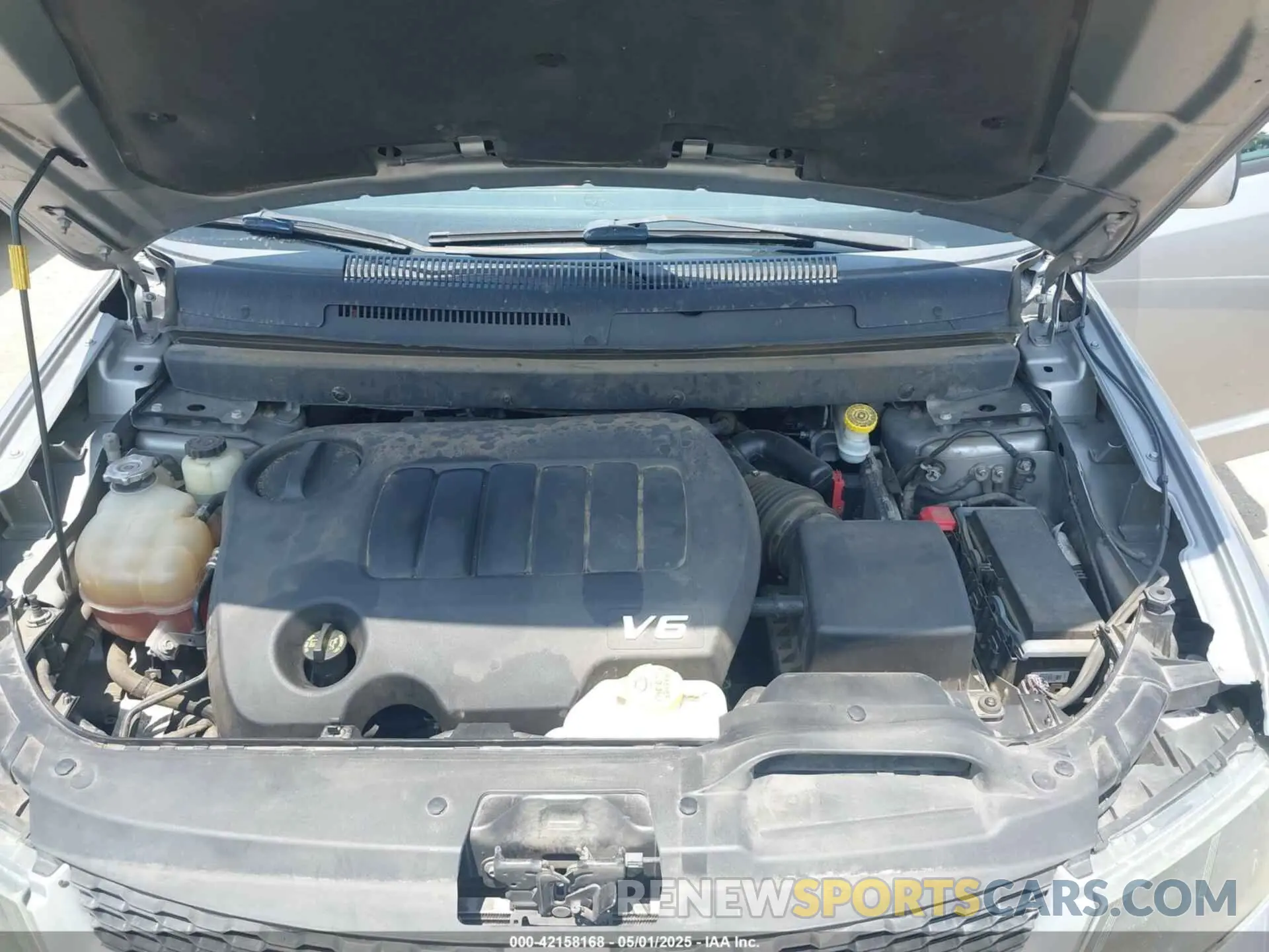 10 Photograph of a damaged car 3C4PDDEG3KT784924 DODGE JOURNEY 2019