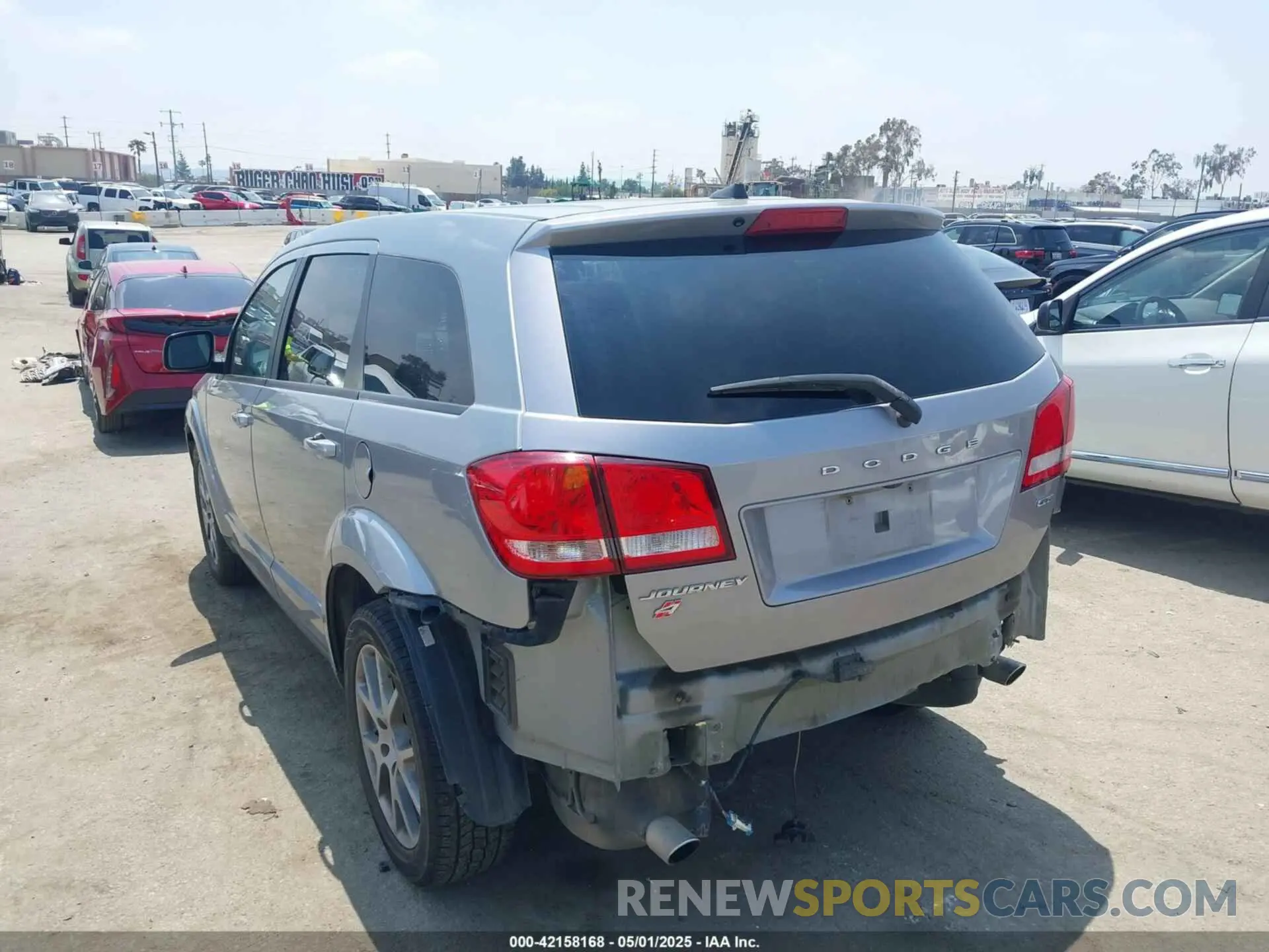 3 Photograph of a damaged car 3C4PDDEG3KT784924 DODGE JOURNEY 2019