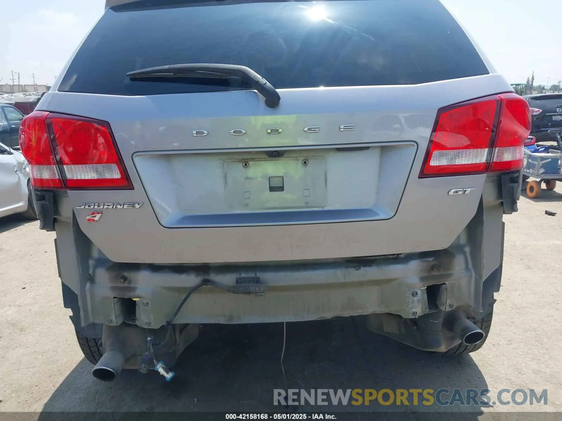 6 Photograph of a damaged car 3C4PDDEG3KT784924 DODGE JOURNEY 2019