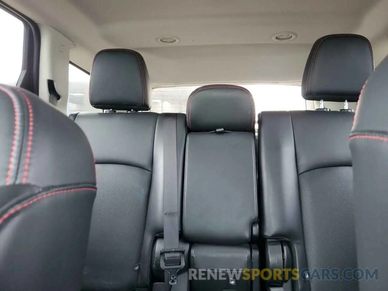 10 Photograph of a damaged car 3C4PDDEG3KT874350 DODGE JOURNEY 2019