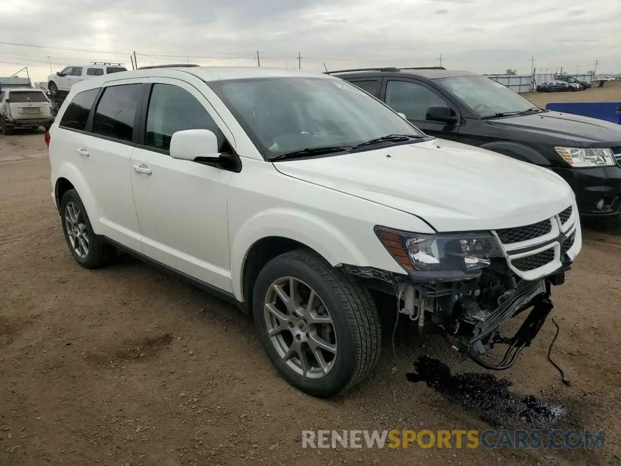 4 Photograph of a damaged car 3C4PDDEG3KT874350 DODGE JOURNEY 2019