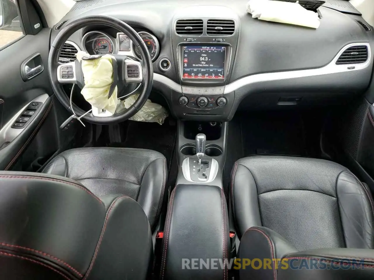 8 Photograph of a damaged car 3C4PDDEG3KT874350 DODGE JOURNEY 2019