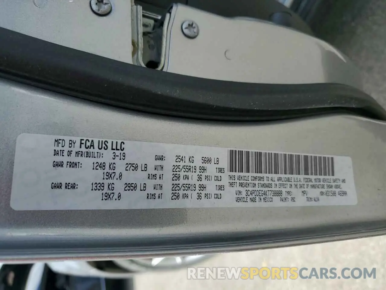 14 Photograph of a damaged car 3C4PDDEG4KT738888 DODGE JOURNEY 2019