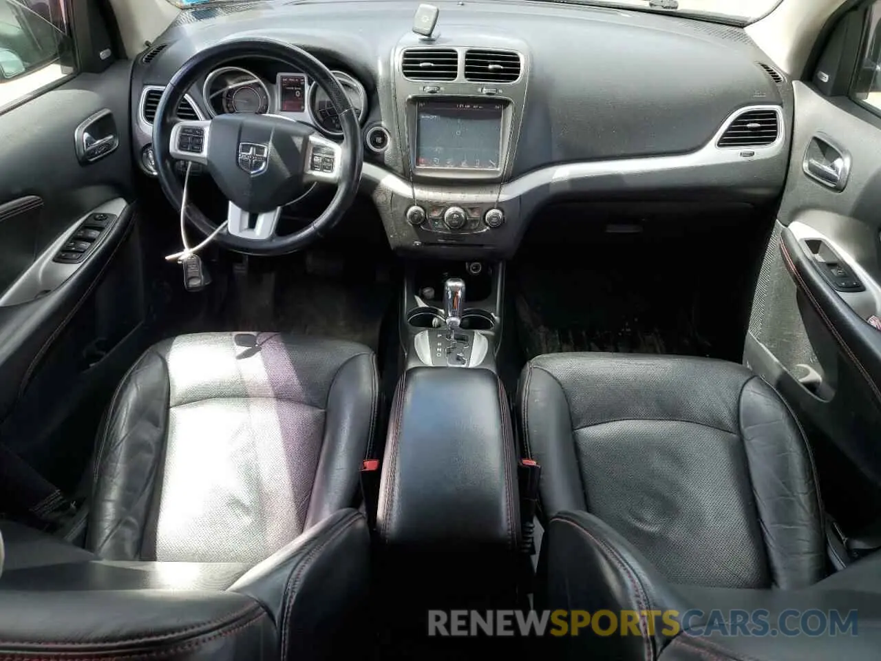 8 Photograph of a damaged car 3C4PDDEG4KT738888 DODGE JOURNEY 2019