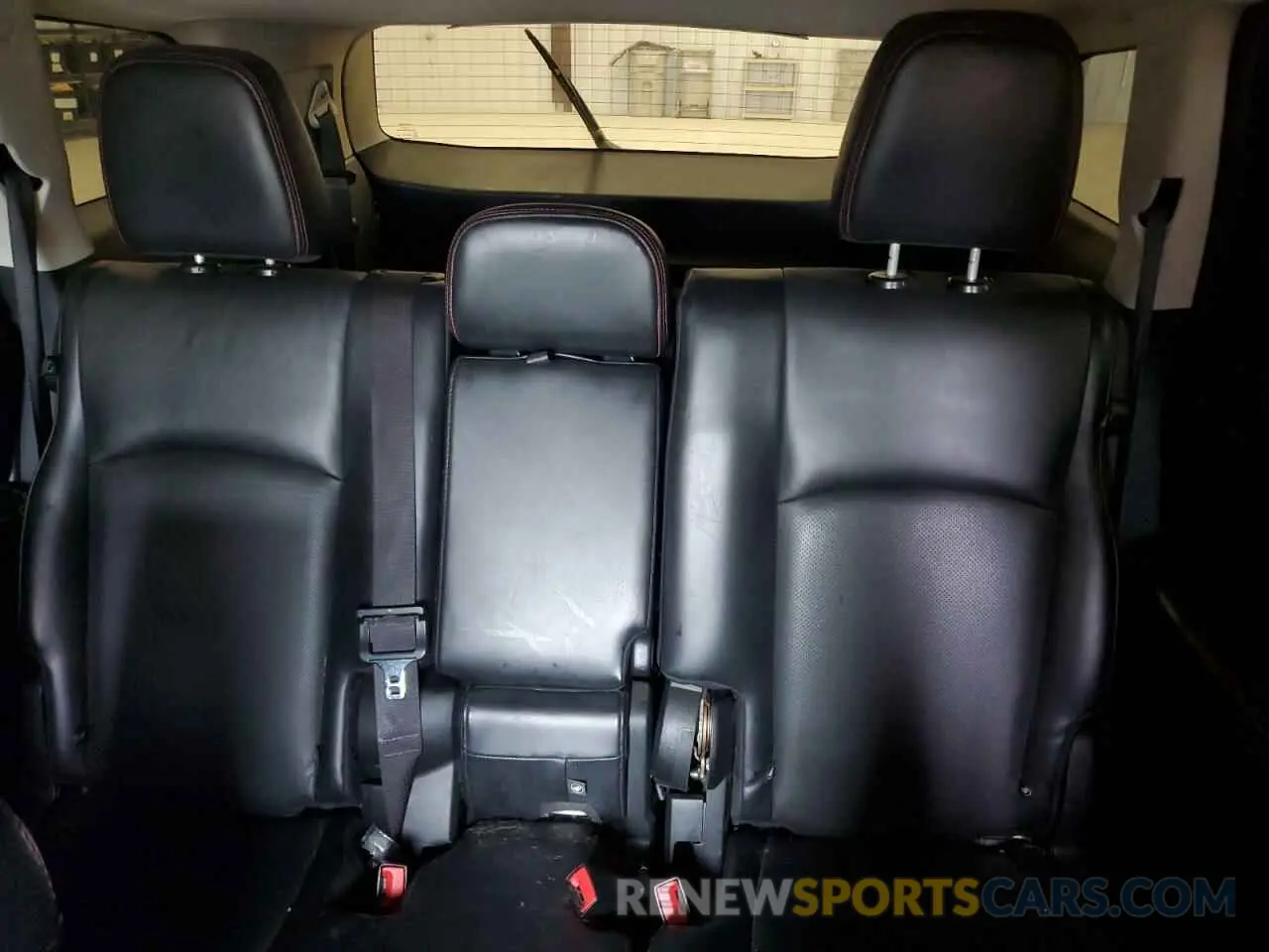 10 Photograph of a damaged car 3C4PDDEG5KT701915 DODGE JOURNEY 2019