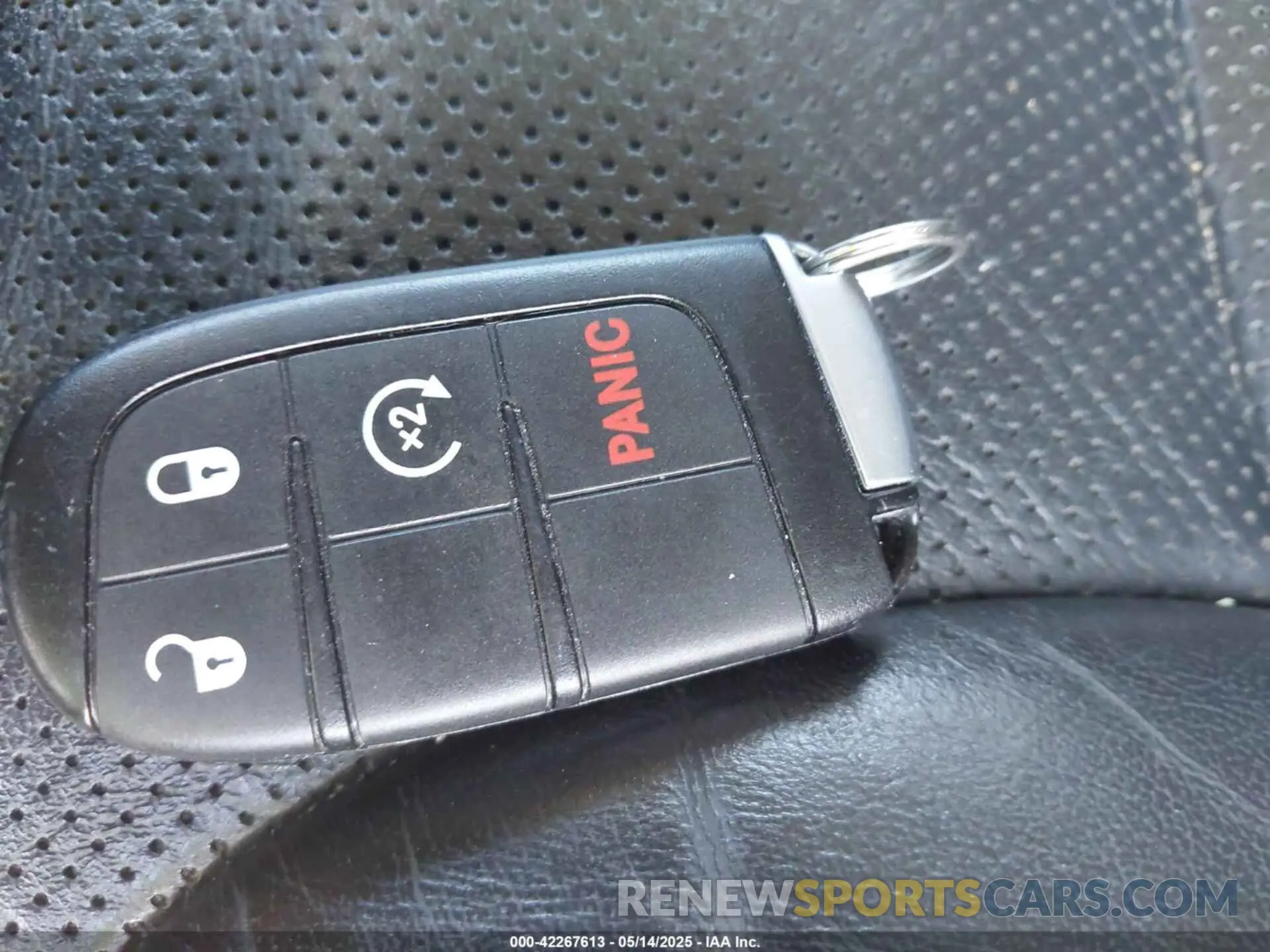 11 Photograph of a damaged car 3C4PDDEG5KT721033 DODGE JOURNEY 2019