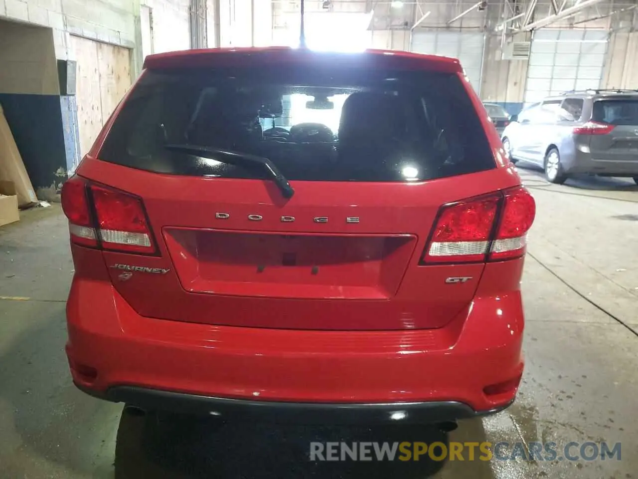 6 Photograph of a damaged car 3C4PDDEG5KT837185 DODGE JOURNEY 2019