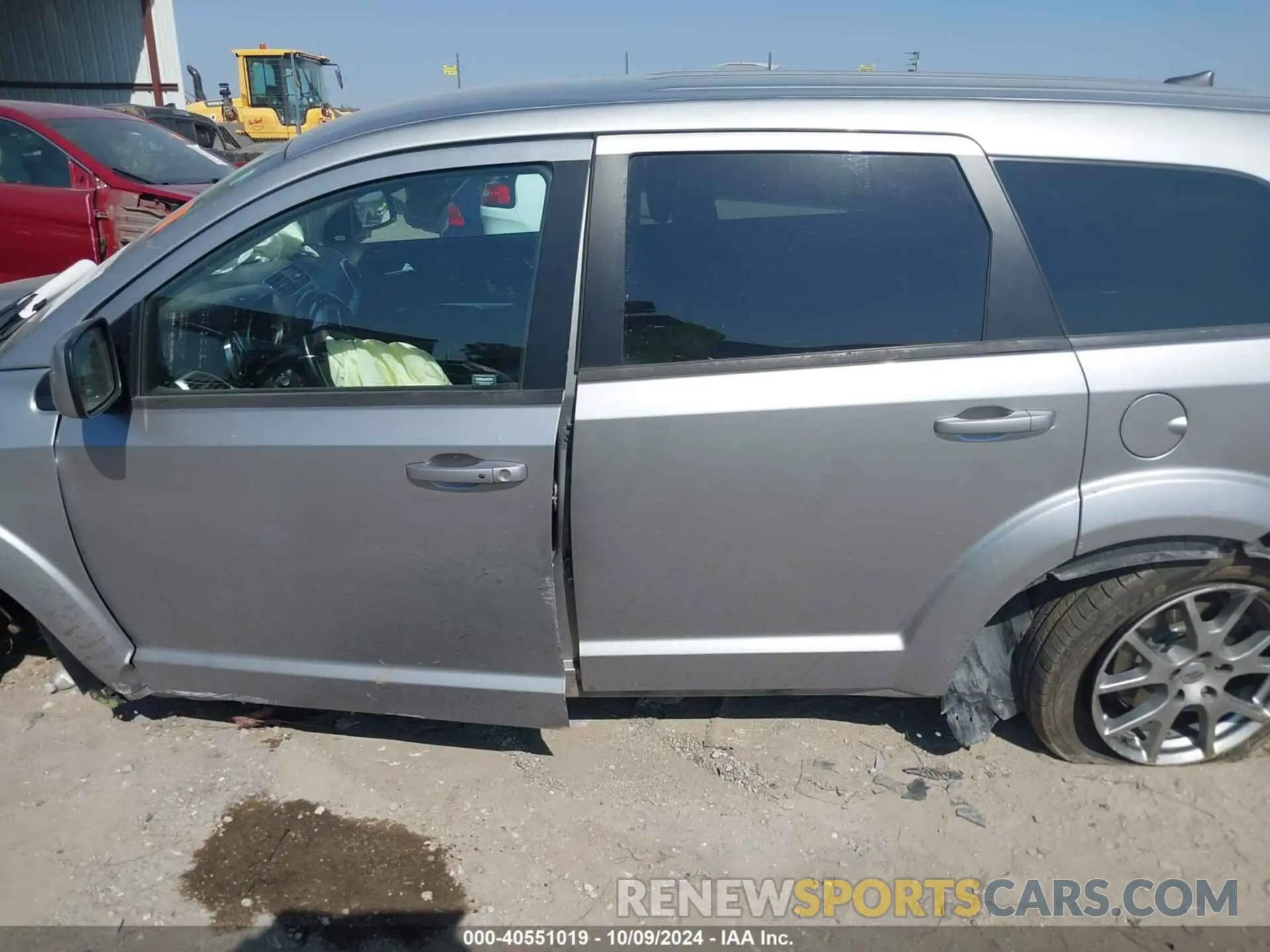 15 Photograph of a damaged car 3C4PDDEG6KT764702 DODGE JOURNEY 2019