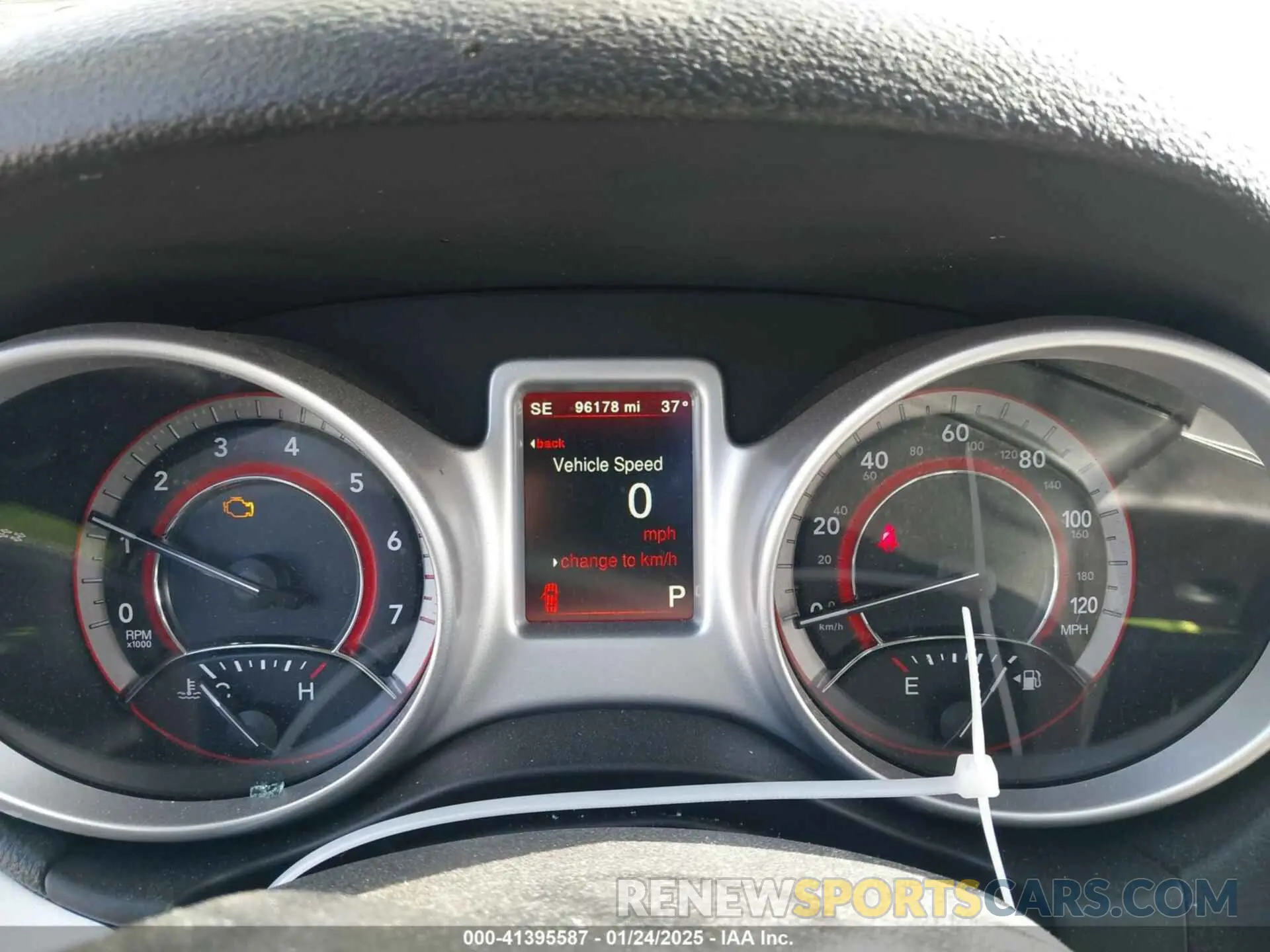 7 Photograph of a damaged car 3C4PDDEG6KT785047 DODGE JOURNEY 2019