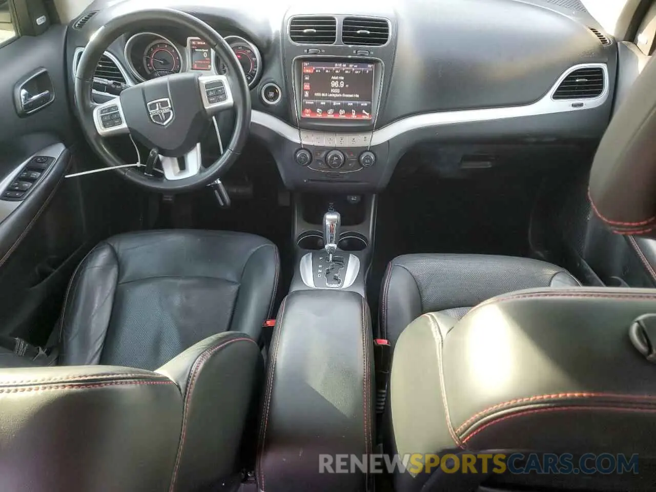 8 Photograph of a damaged car 3C4PDDEG6KT837230 DODGE JOURNEY 2019