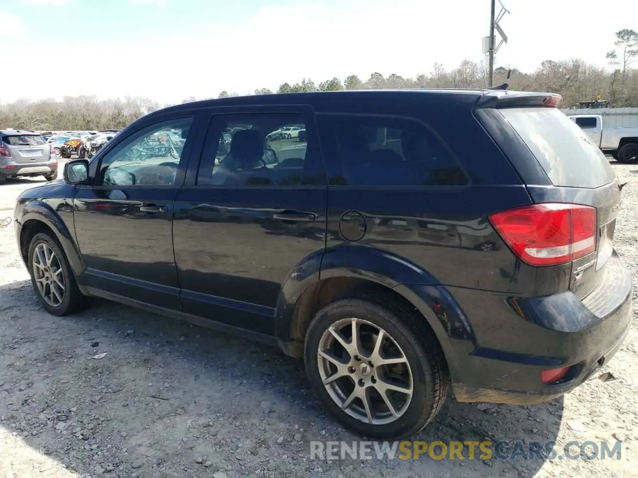 2 Photograph of a damaged car 3C4PDDEG7KT746063 DODGE JOURNEY 2019