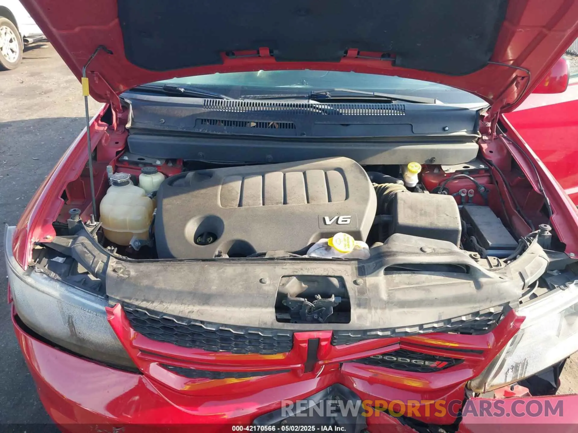 10 Photograph of a damaged car 3C4PDDEG8KT694989 DODGE JOURNEY 2019