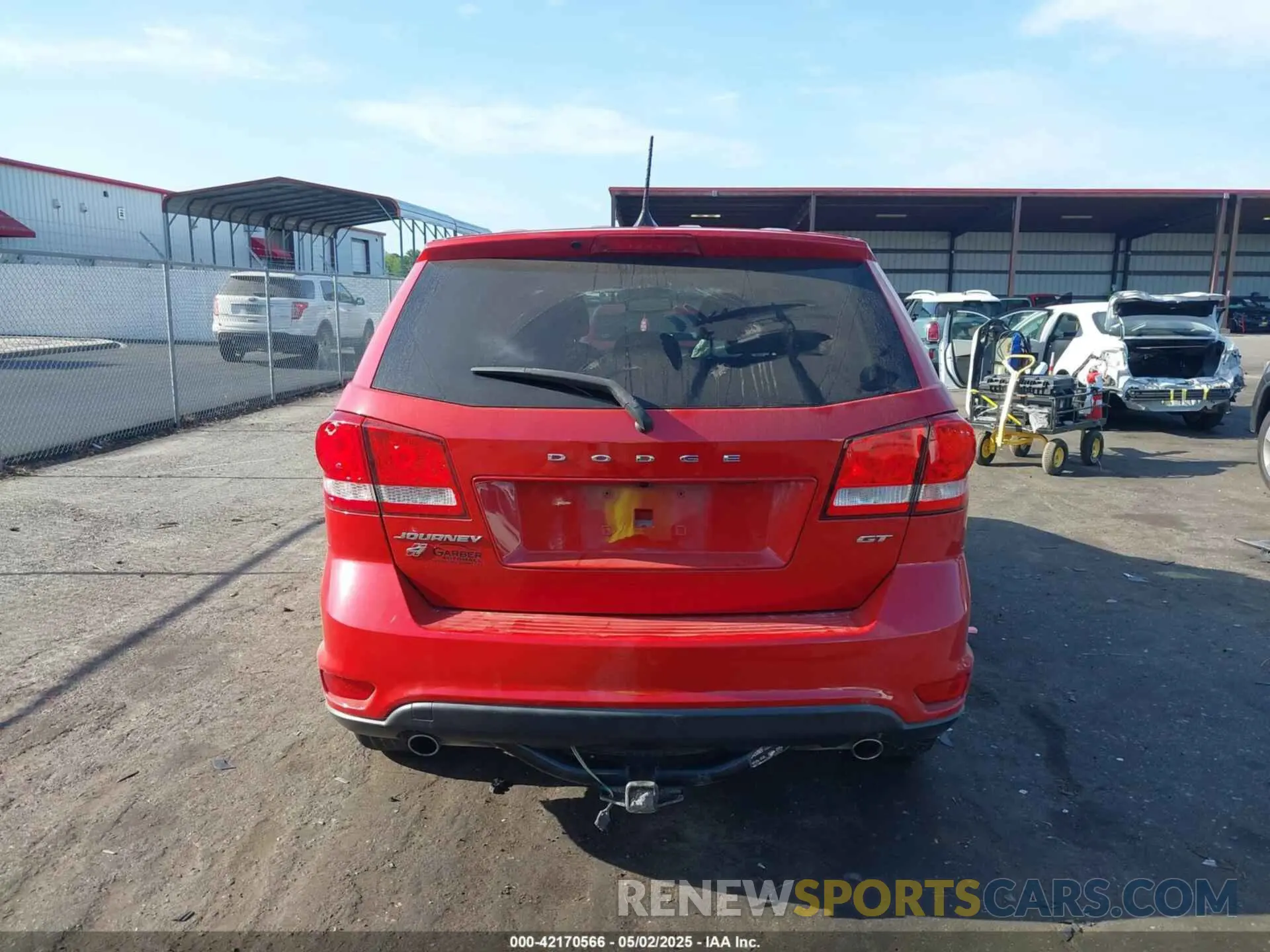 16 Photograph of a damaged car 3C4PDDEG8KT694989 DODGE JOURNEY 2019