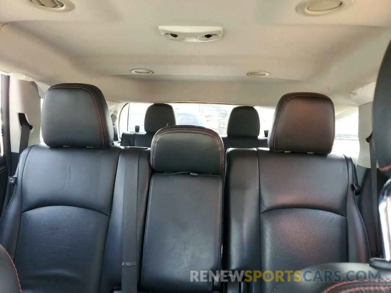 10 Photograph of a damaged car 3C4PDDEG8KT752213 DODGE JOURNEY 2019