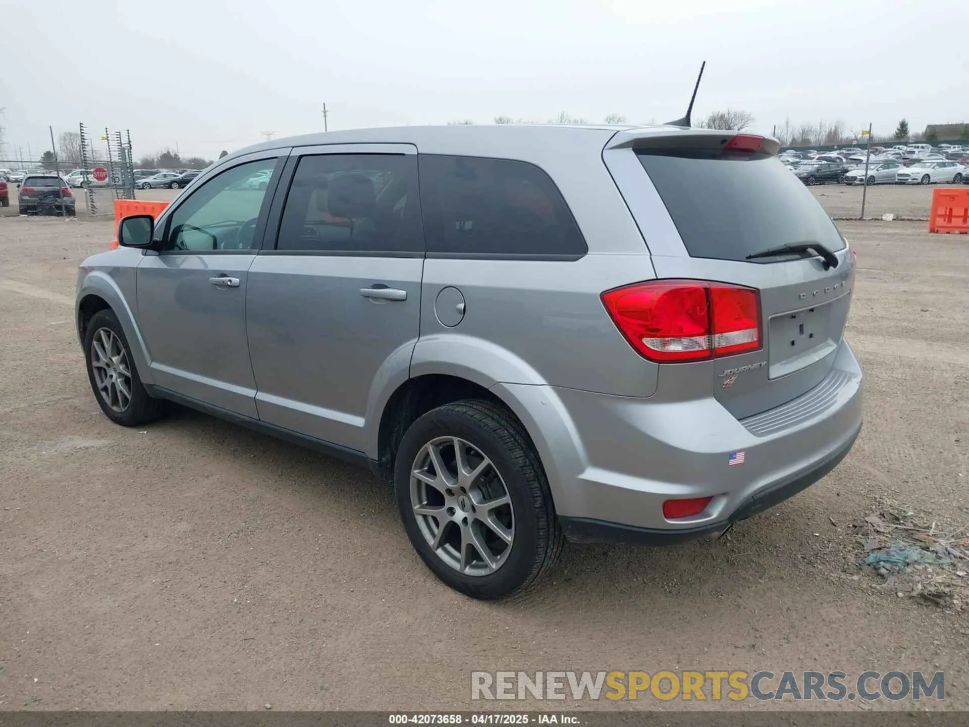 3 Photograph of a damaged car 3C4PDDEG9KT687968 DODGE JOURNEY 2019