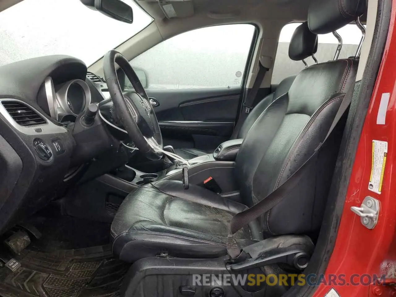 7 Photograph of a damaged car 3C4PDDEG9KT708379 DODGE JOURNEY 2019