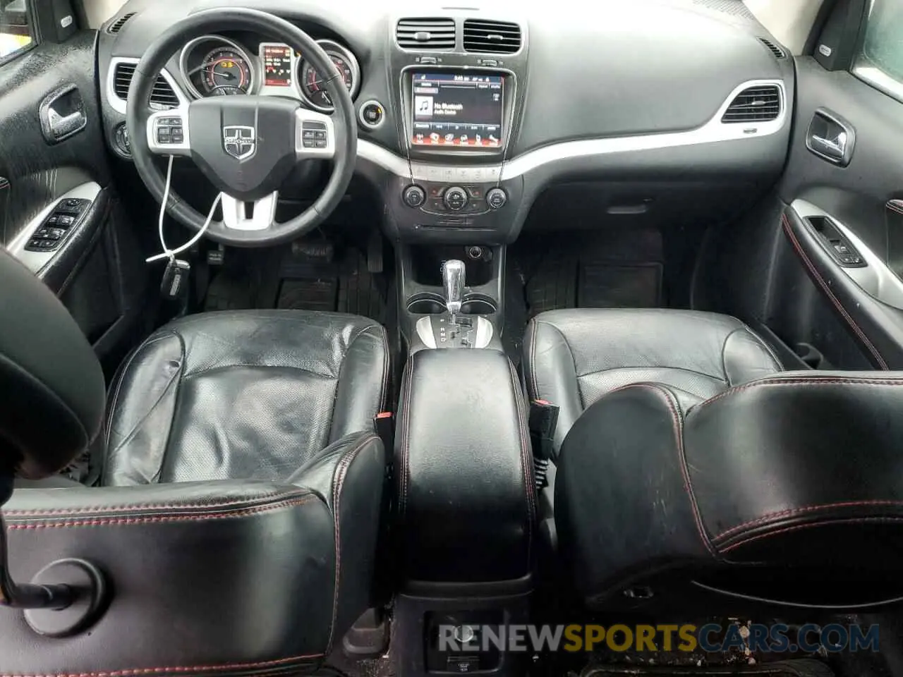 8 Photograph of a damaged car 3C4PDDEG9KT708379 DODGE JOURNEY 2019