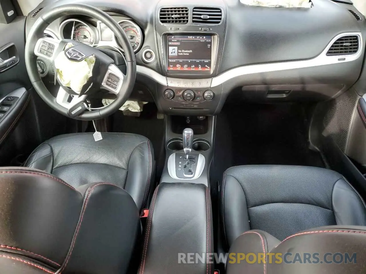 8 Photograph of a damaged car 3C4PDDEG9KT720998 DODGE JOURNEY 2019