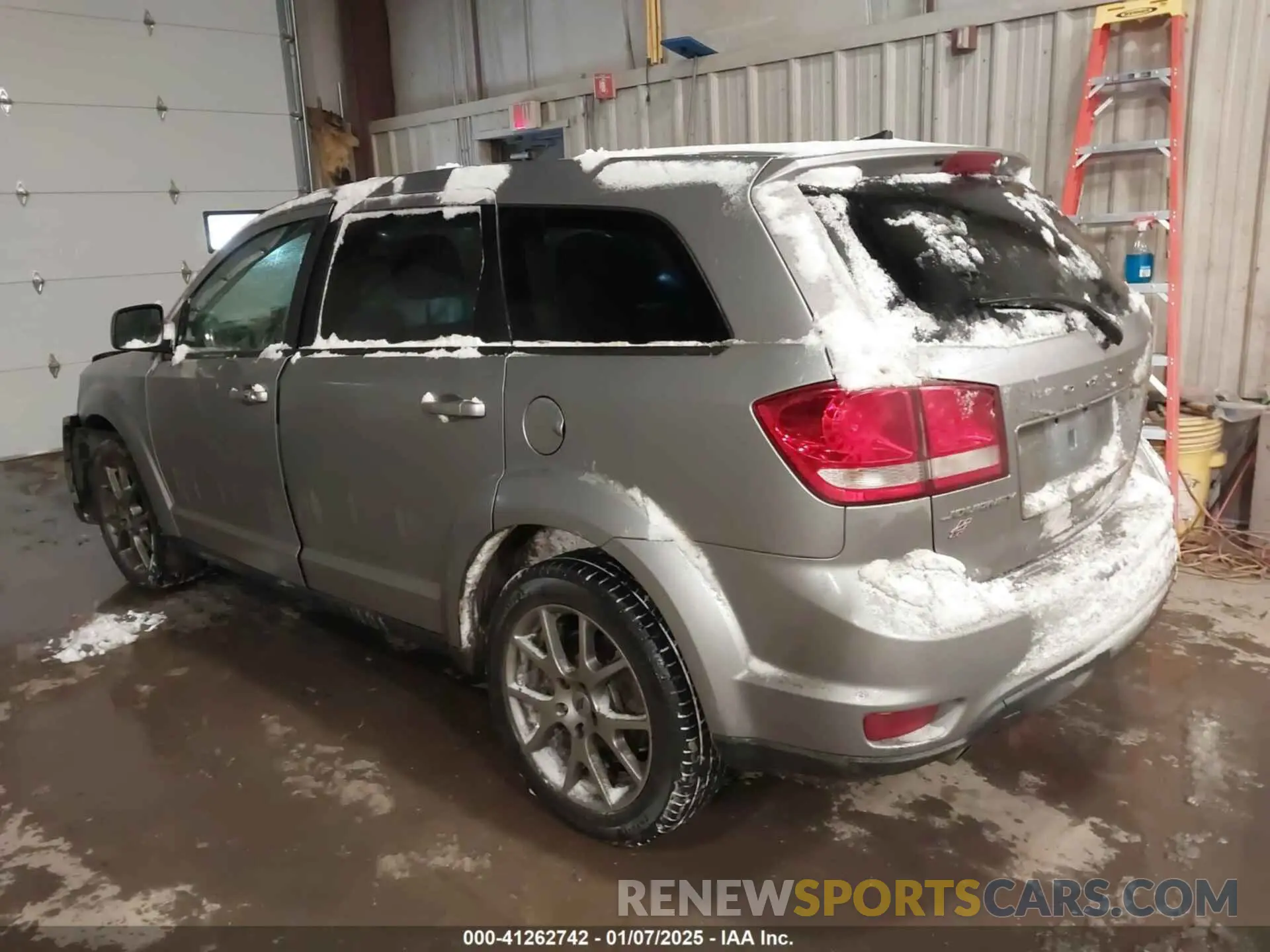 3 Photograph of a damaged car 3C4PDDEG9KT769926 DODGE JOURNEY 2019
