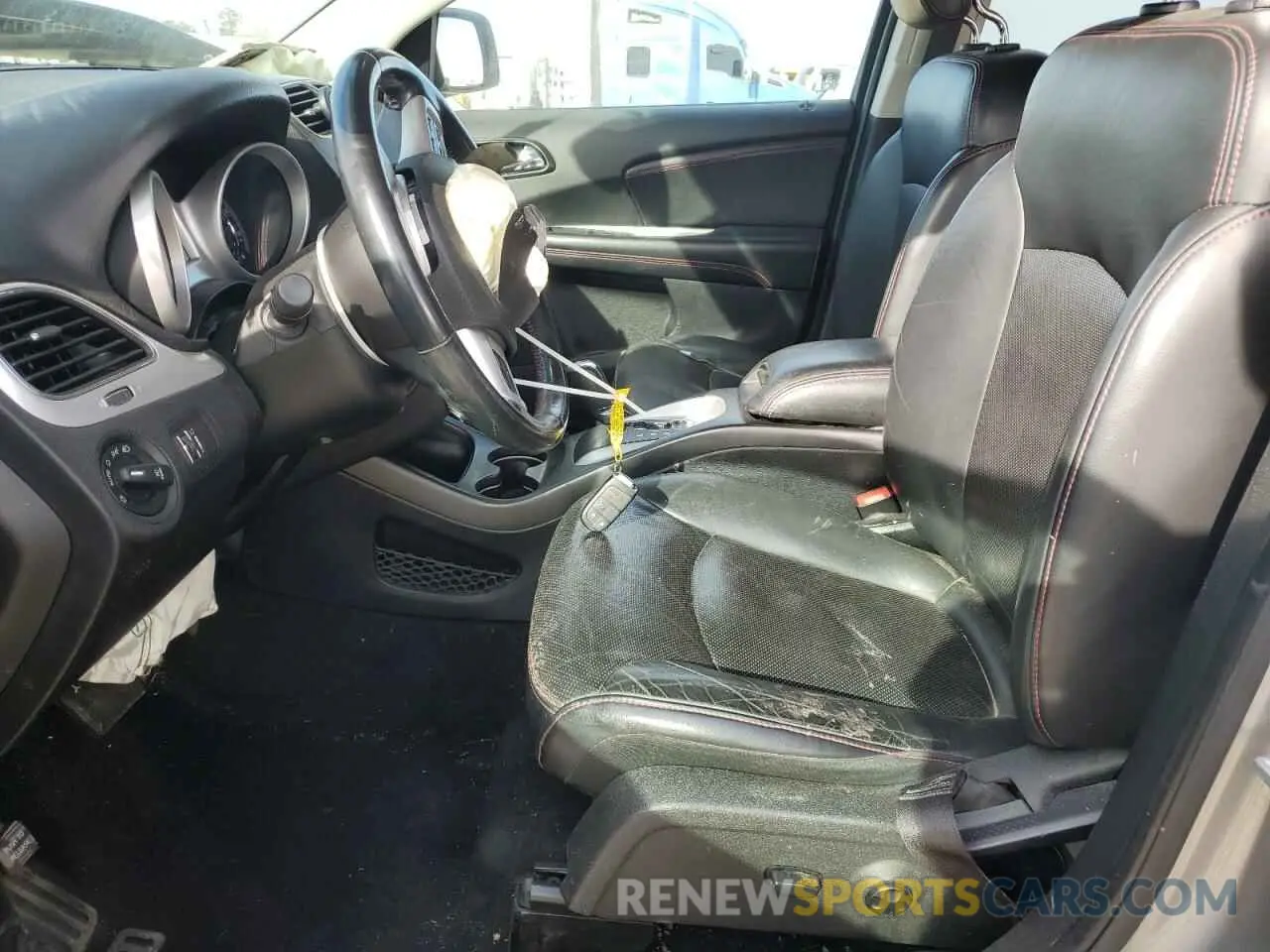 7 Photograph of a damaged car 3C4PDDEG9KT774592 DODGE JOURNEY 2019