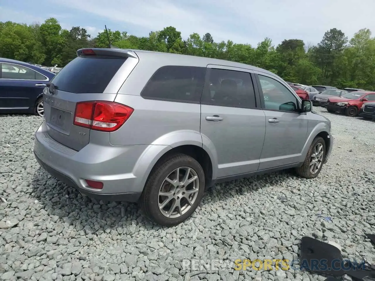 3 Photograph of a damaged car 3C4PDDEG9KT784619 DODGE JOURNEY 2019