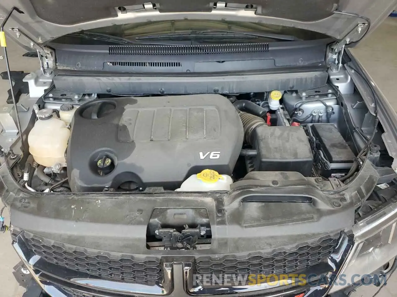 11 Photograph of a damaged car 3C4PDDEG9KT857200 DODGE JOURNEY 2019