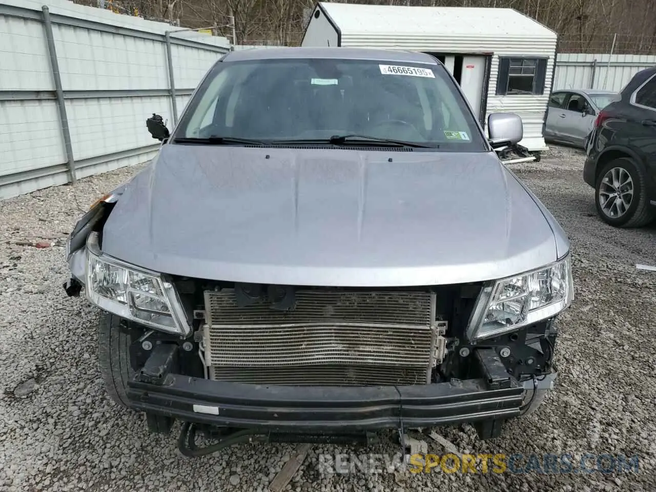 5 Photograph of a damaged car 3C4PDDEGXKT681886 DODGE JOURNEY 2019