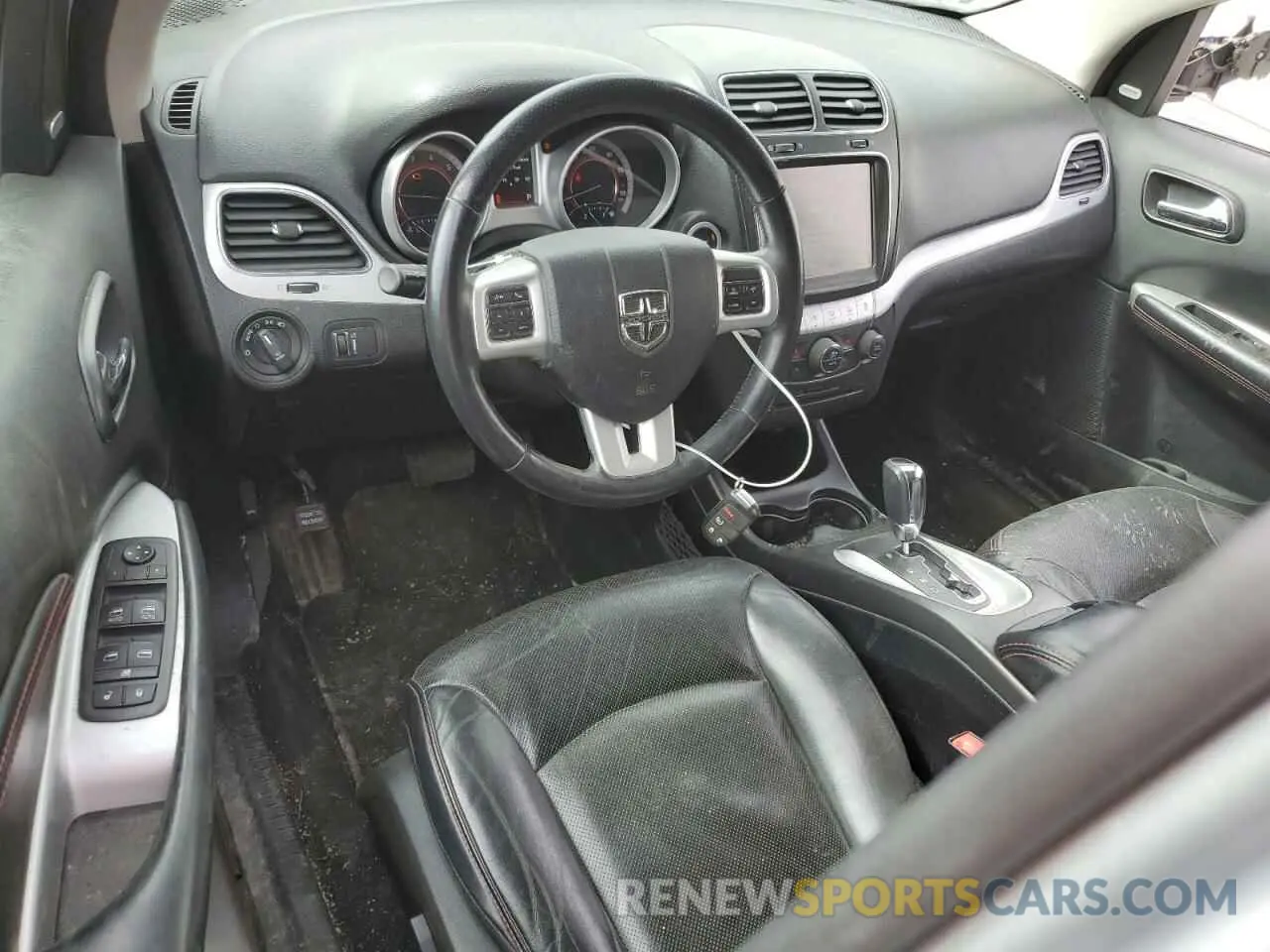 8 Photograph of a damaged car 3C4PDDEGXKT681886 DODGE JOURNEY 2019