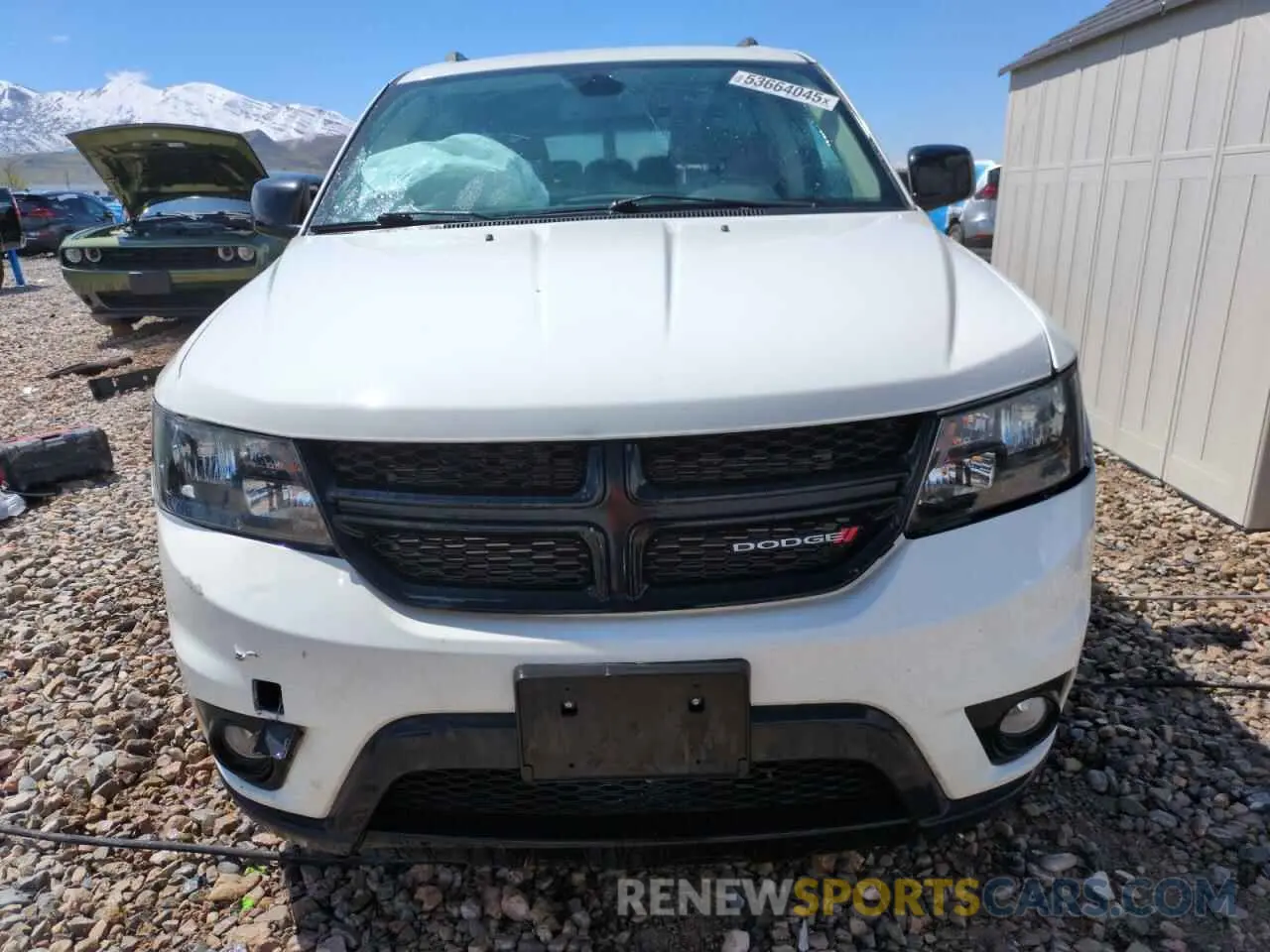 5 Photograph of a damaged car 3C4PDDEGXKT875575 DODGE JOURNEY 2019