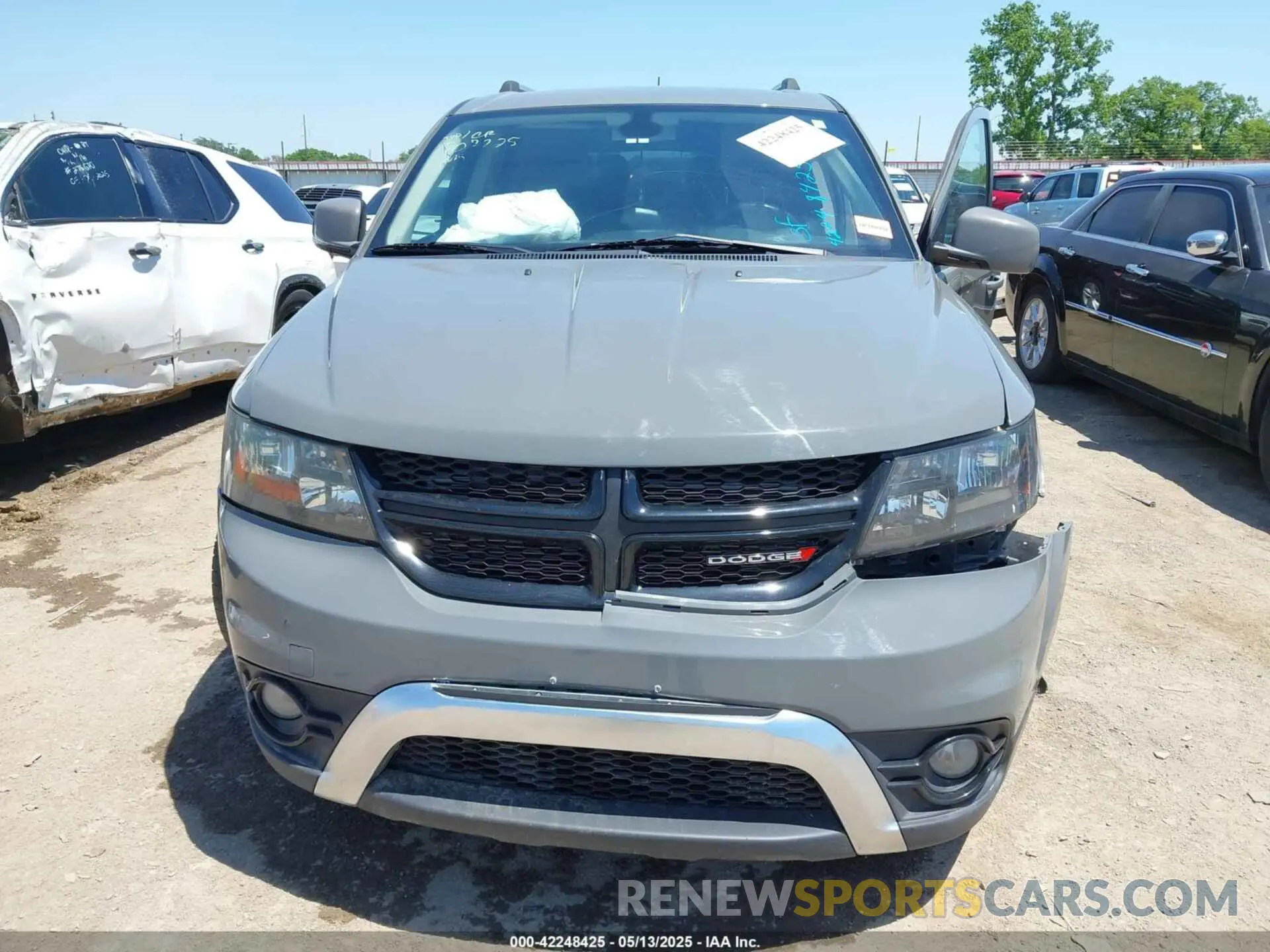12 Photograph of a damaged car 3C4PDDGG0KT764935 DODGE JOURNEY 2019