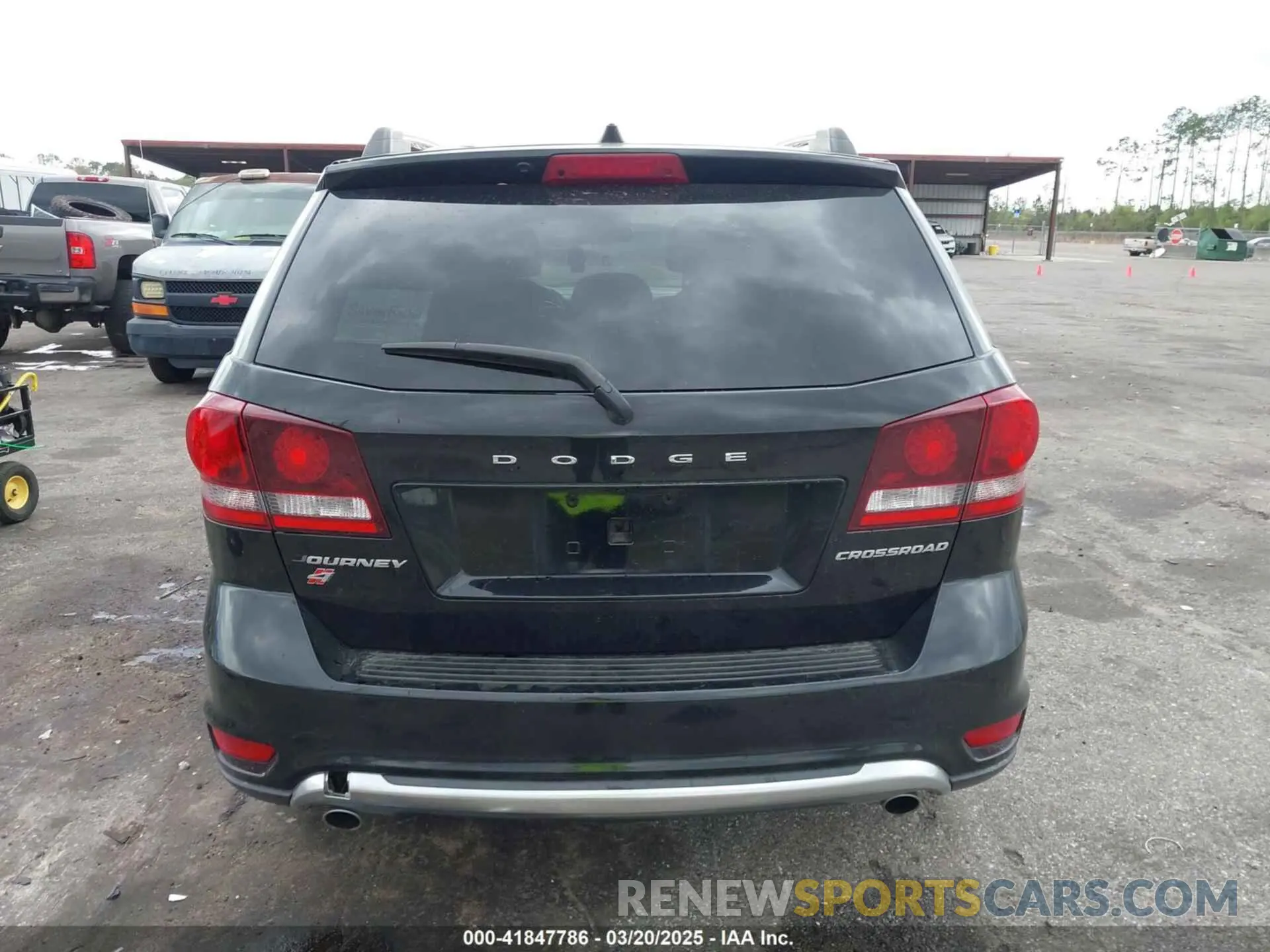 16 Photograph of a damaged car 3C4PDDGG0KT858510 DODGE JOURNEY 2019