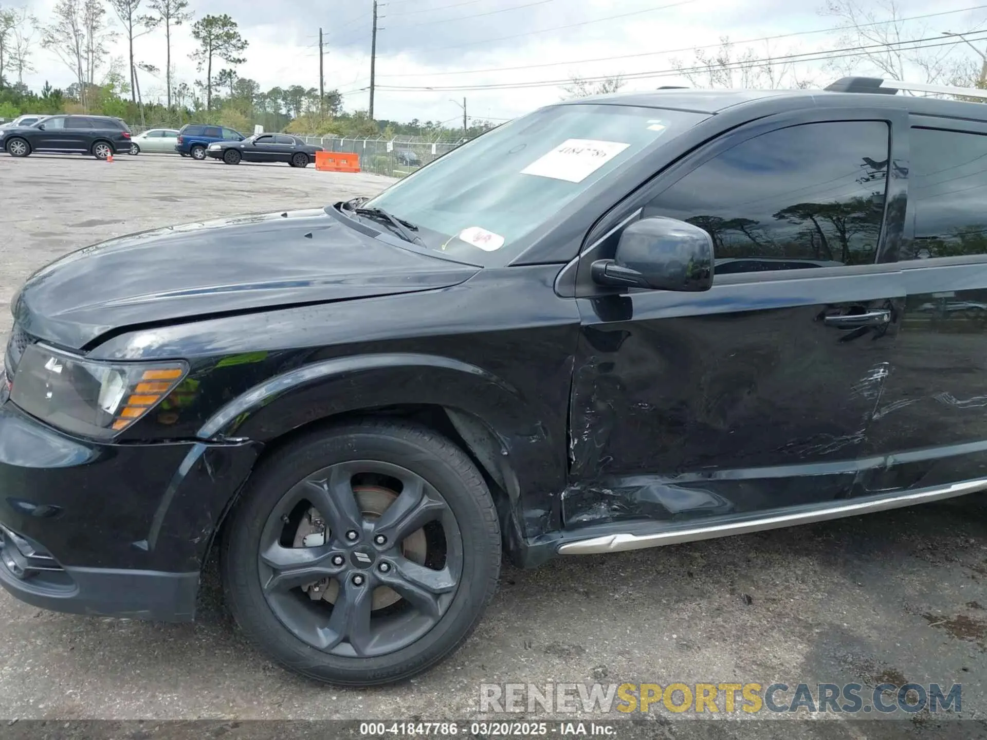 6 Photograph of a damaged car 3C4PDDGG0KT858510 DODGE JOURNEY 2019