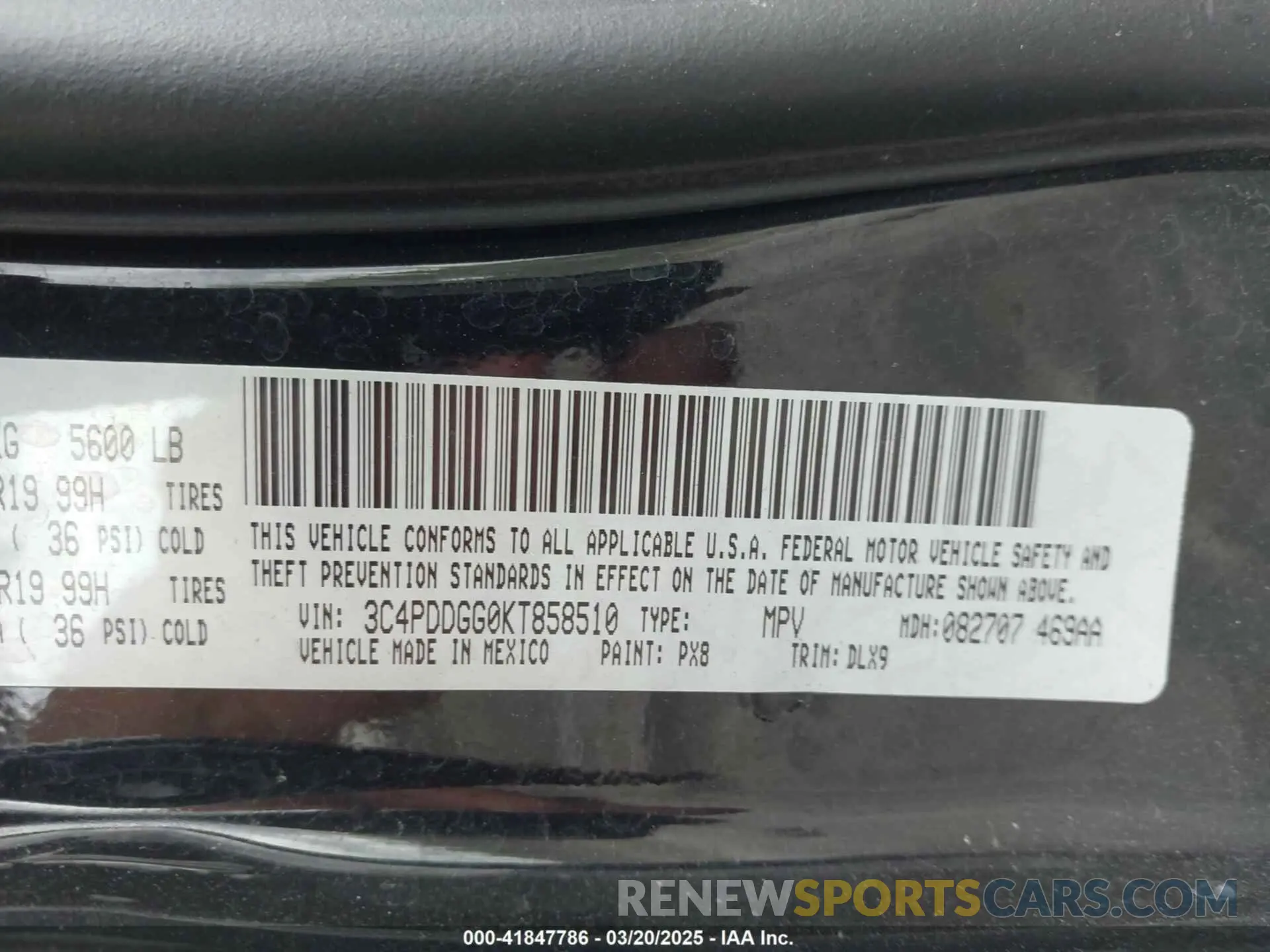 9 Photograph of a damaged car 3C4PDDGG0KT858510 DODGE JOURNEY 2019