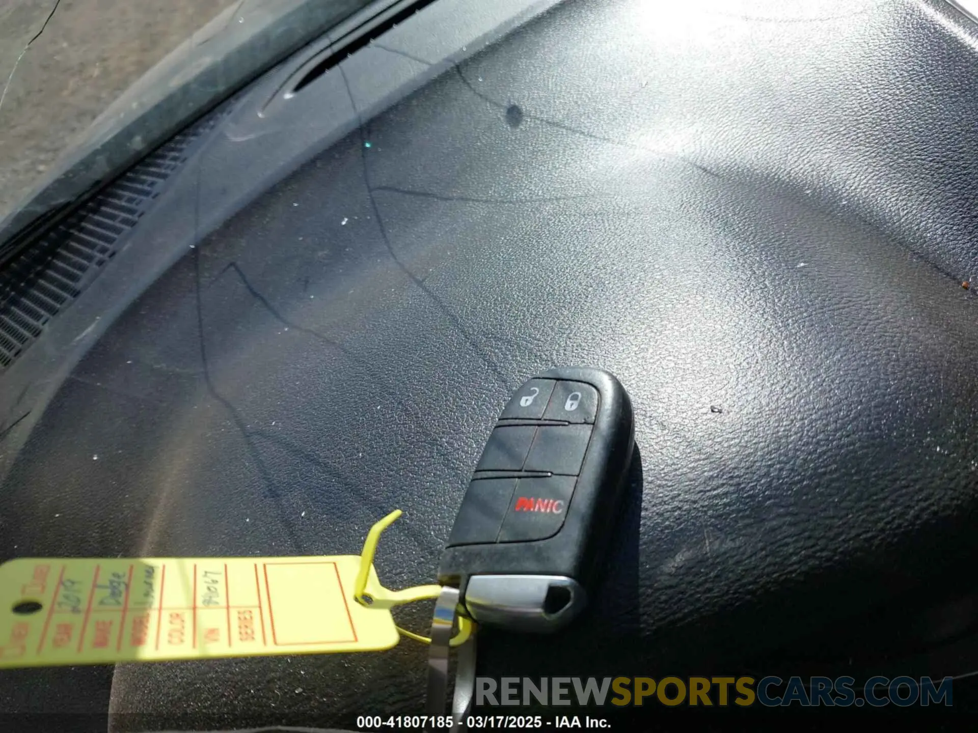 11 Photograph of a damaged car 3C4PDDGG1KT841067 DODGE JOURNEY 2019