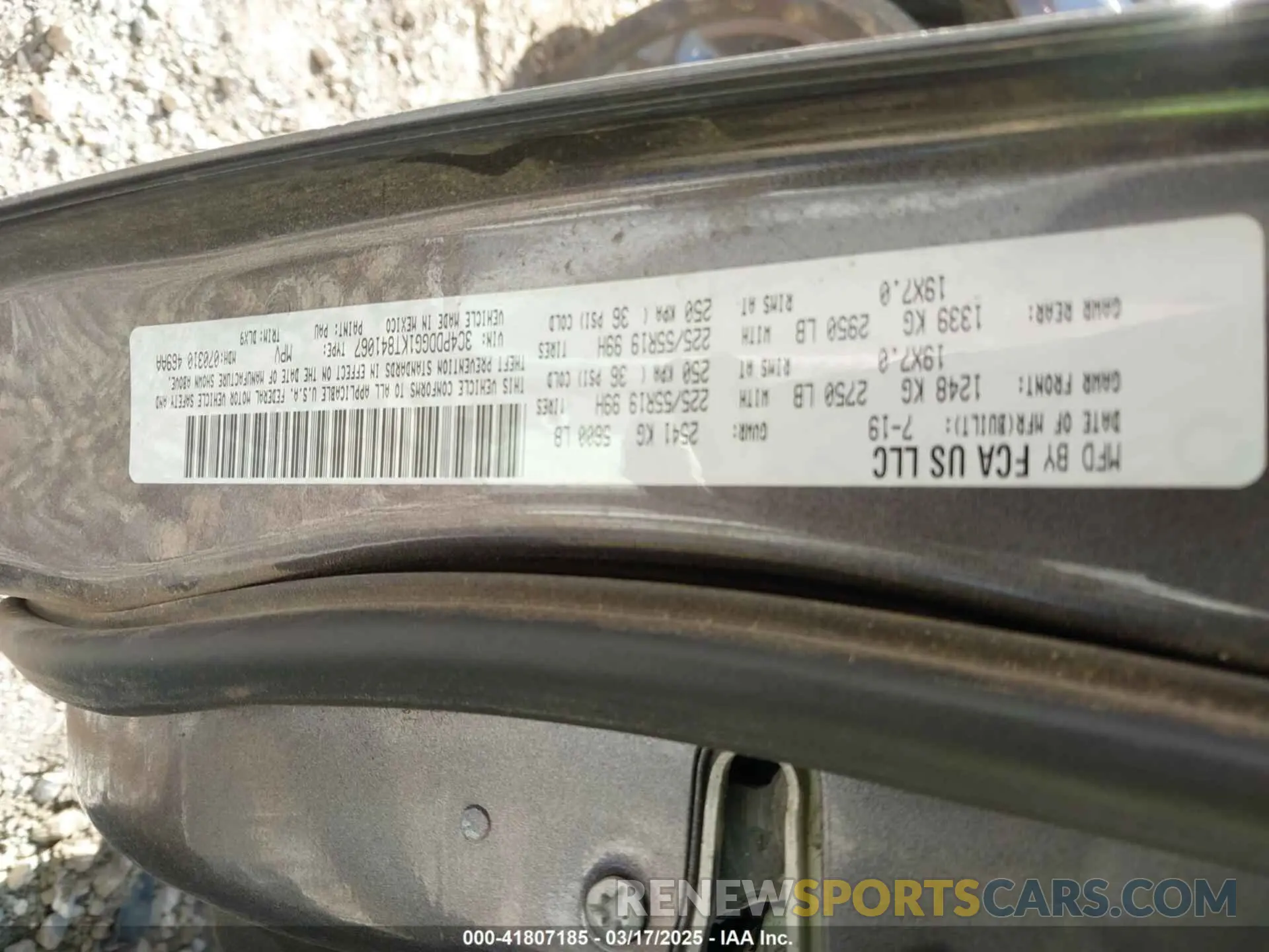 9 Photograph of a damaged car 3C4PDDGG1KT841067 DODGE JOURNEY 2019