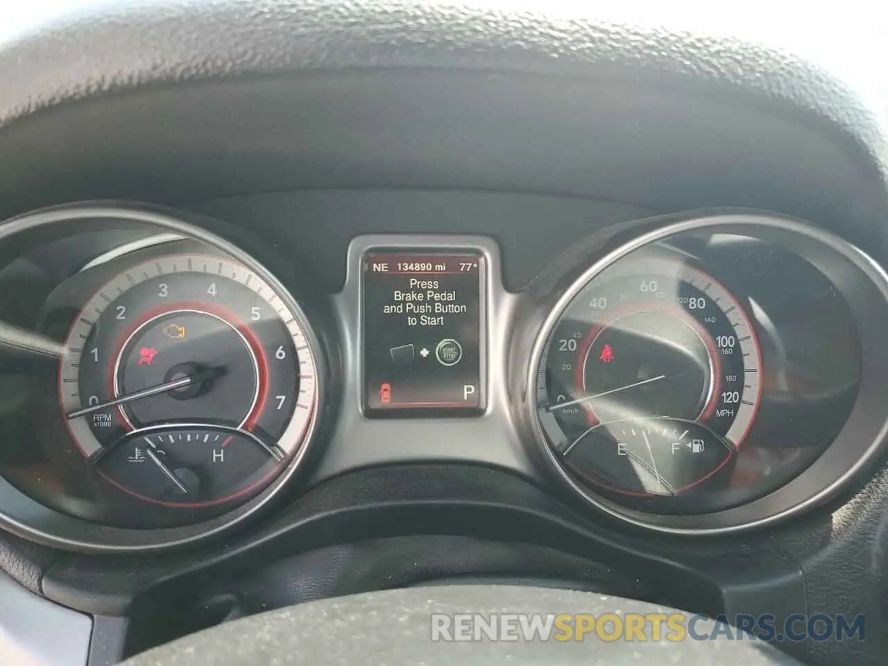 9 Photograph of a damaged car 3C4PDDGG3KT764928 DODGE JOURNEY 2019