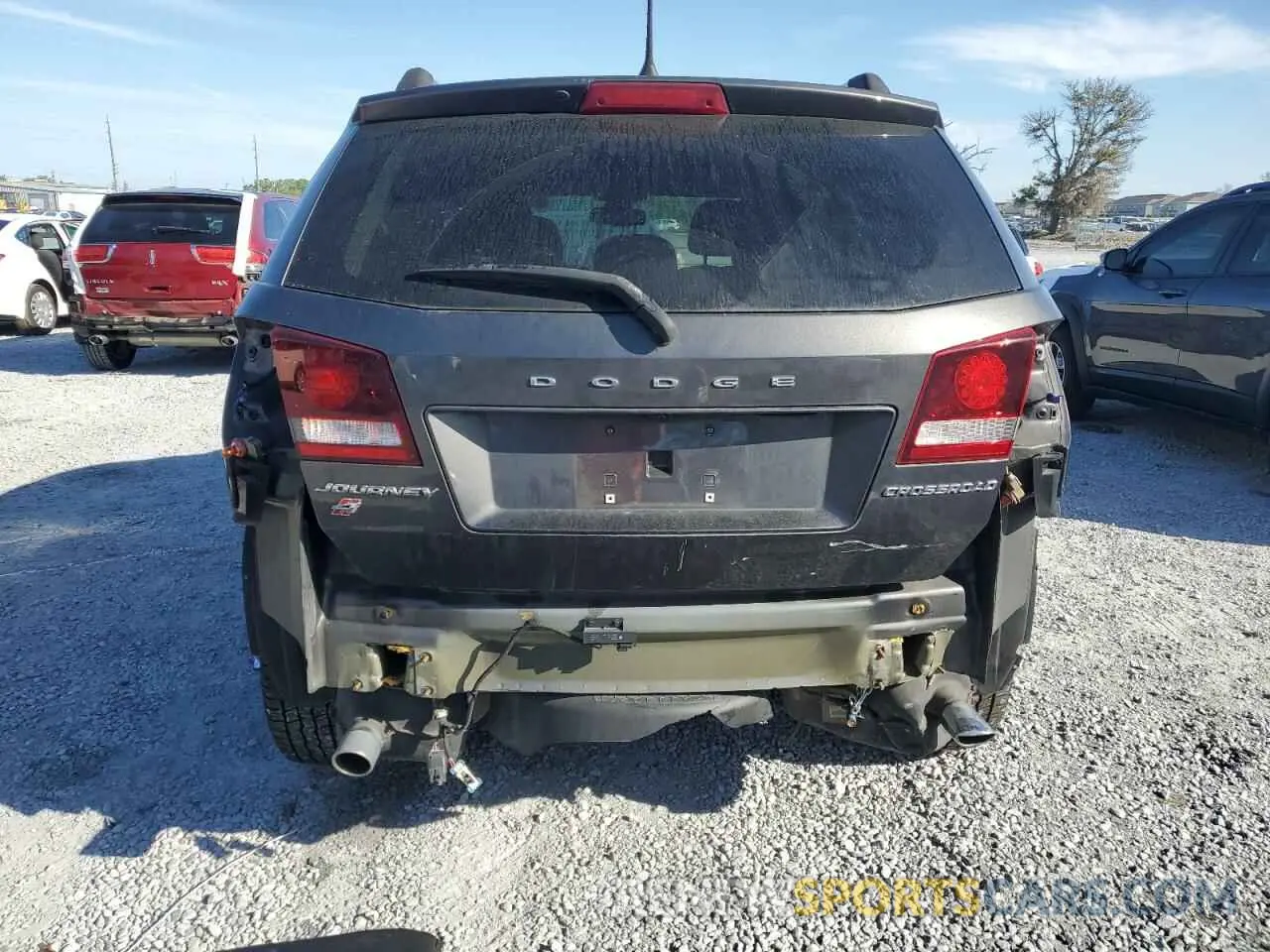 6 Photograph of a damaged car 3C4PDDGG3KT765111 DODGE JOURNEY 2019