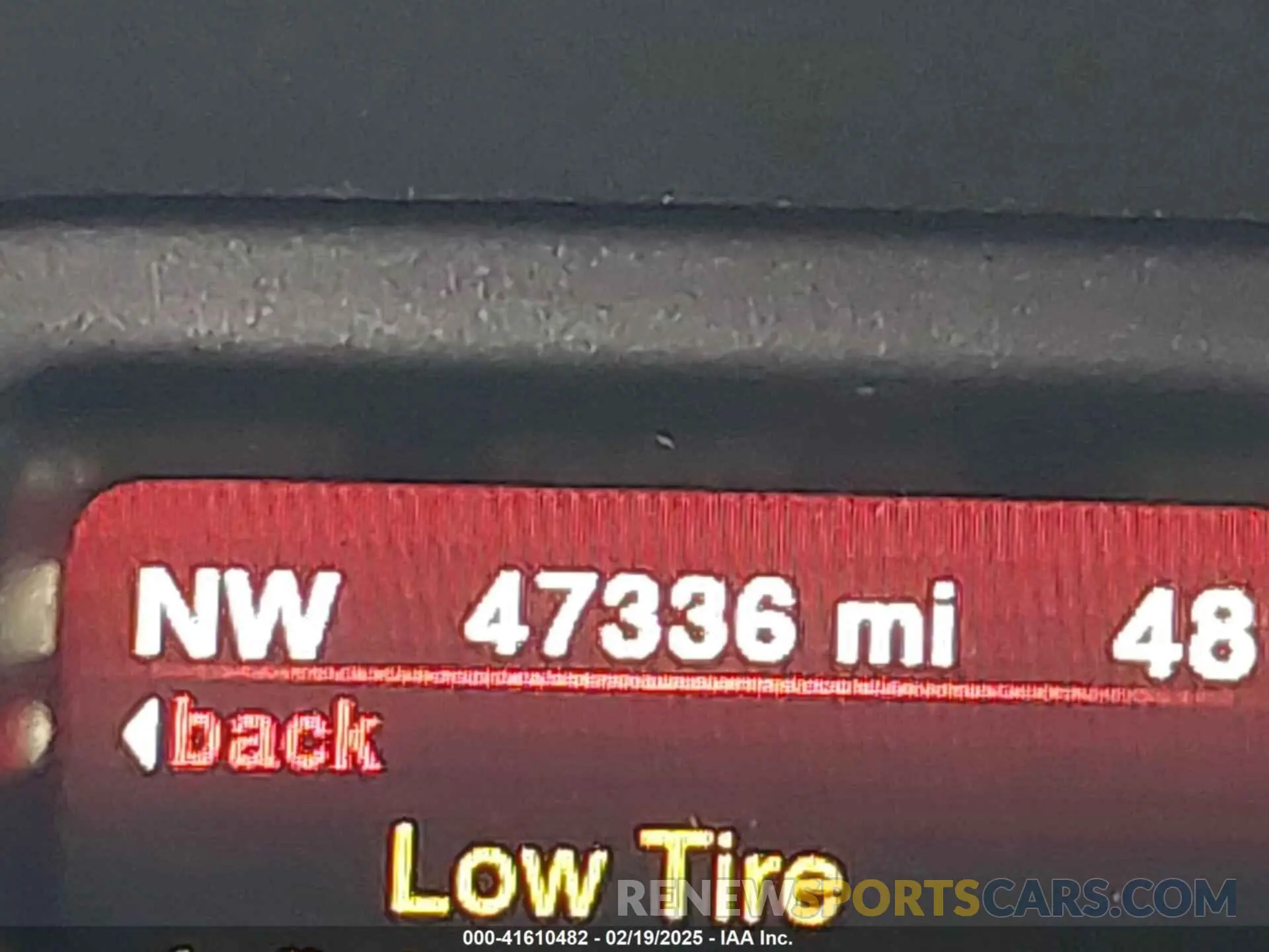 16 Photograph of a damaged car 3C4PDDGG3KT846366 DODGE JOURNEY 2019