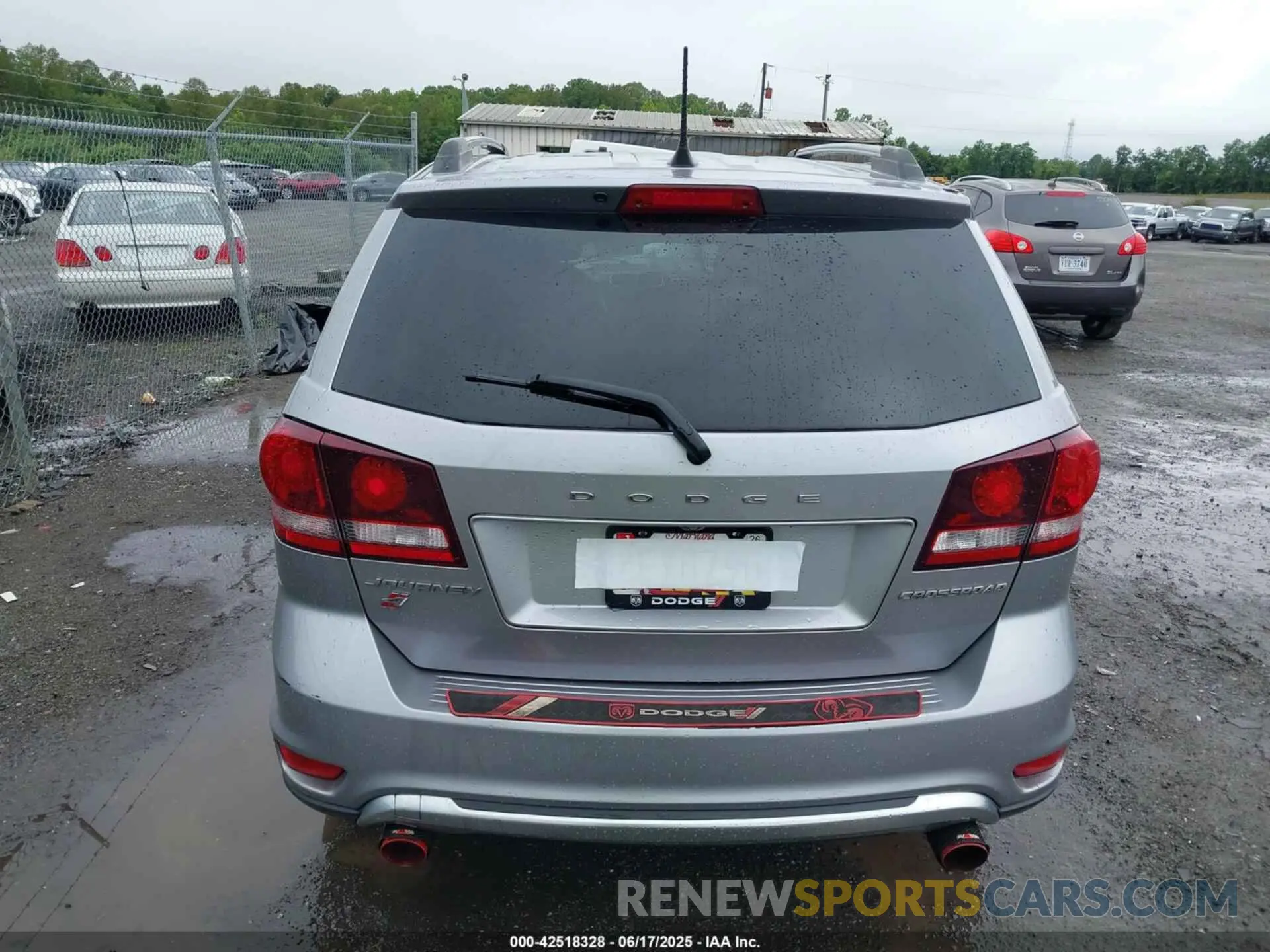 16 Photograph of a damaged car 3C4PDDGG5KT759343 DODGE JOURNEY 2019