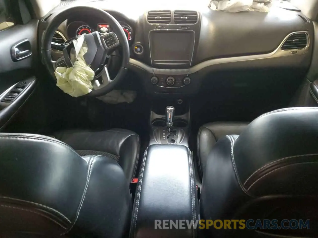 8 Photograph of a damaged car 3C4PDDGG5KT764977 DODGE JOURNEY 2019