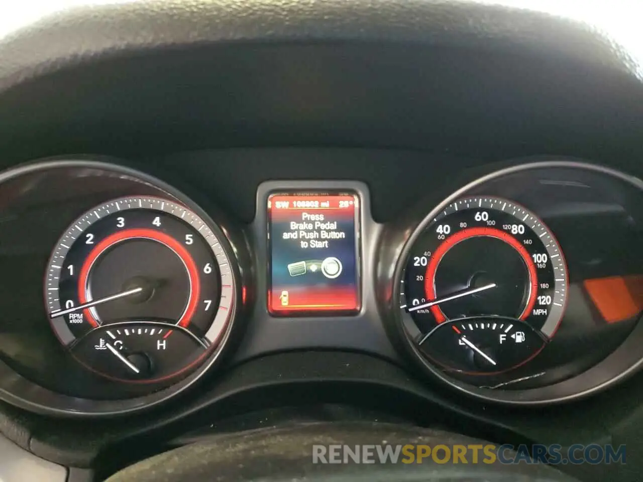 9 Photograph of a damaged car 3C4PDDGG5KT764977 DODGE JOURNEY 2019