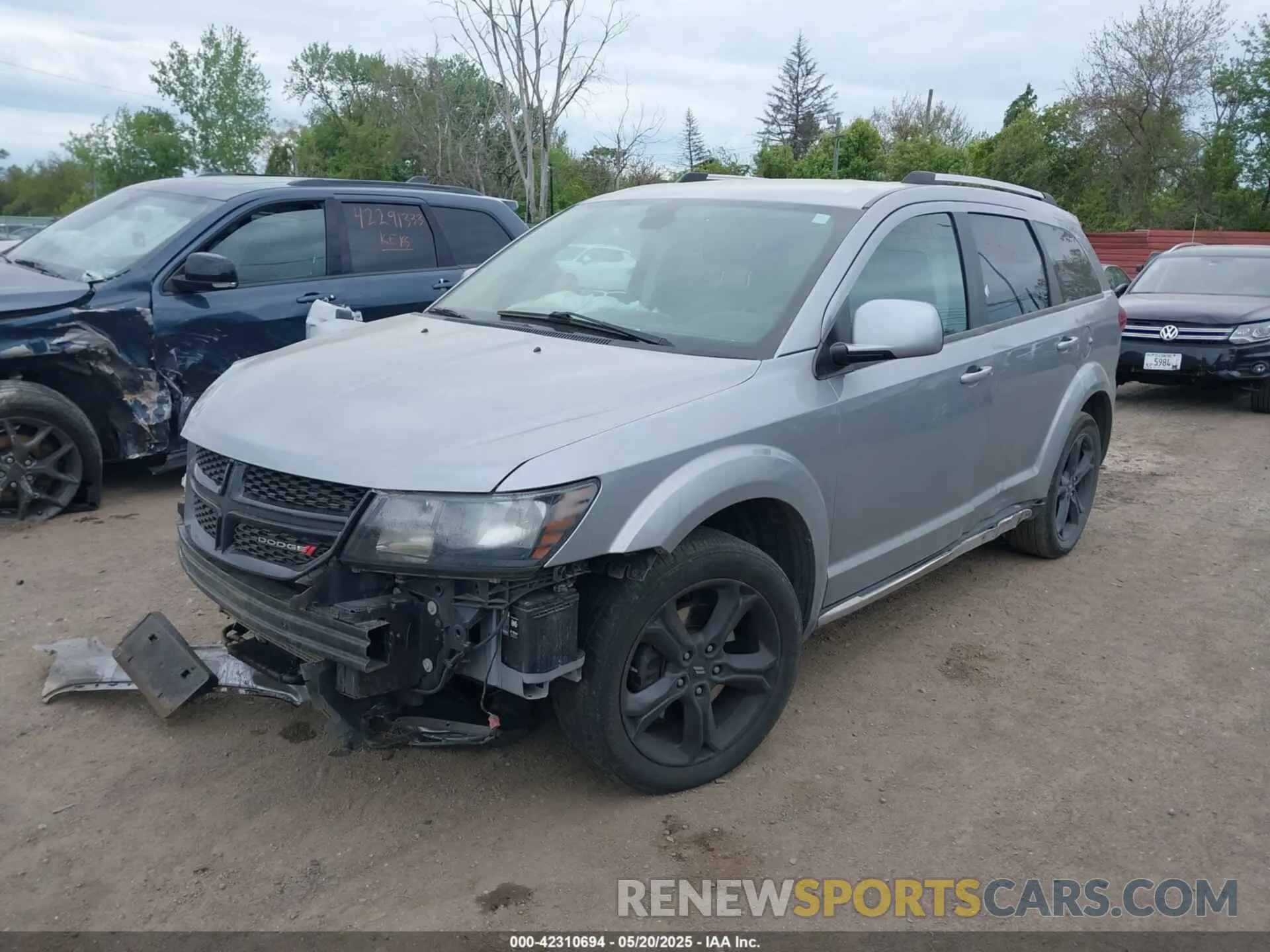 2 Photograph of a damaged car 3C4PDDGG6KT739022 DODGE JOURNEY 2019