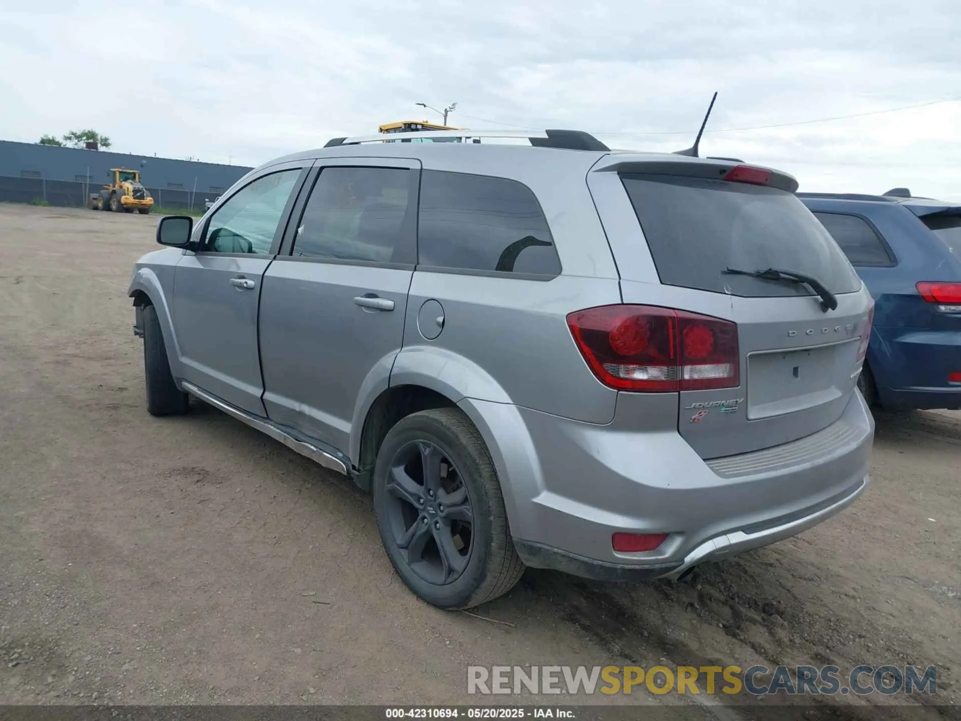 3 Photograph of a damaged car 3C4PDDGG6KT739022 DODGE JOURNEY 2019