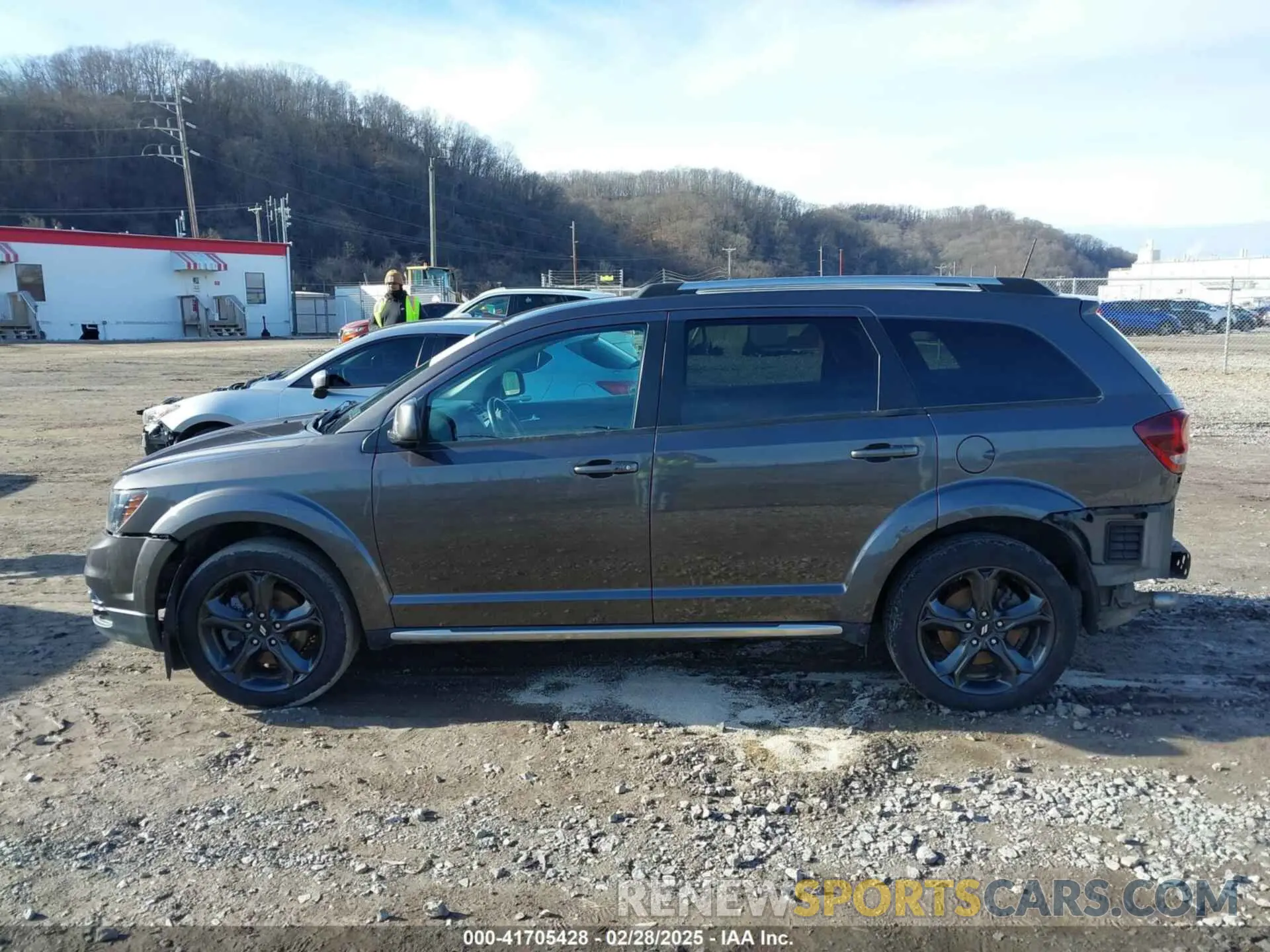 15 Photograph of a damaged car 3C4PDDGG6KT860665 DODGE JOURNEY 2019